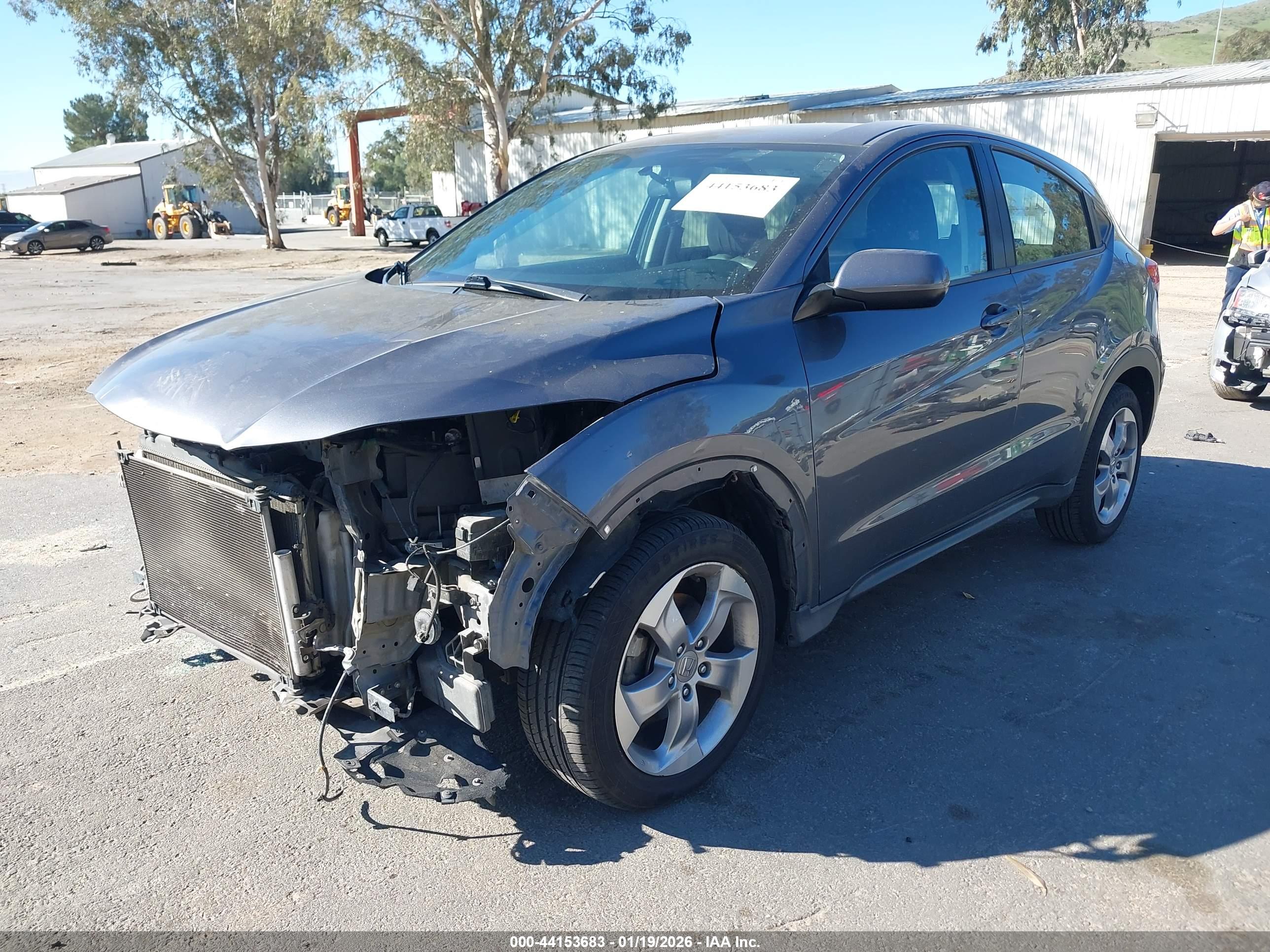 HONDA HR-V image 2