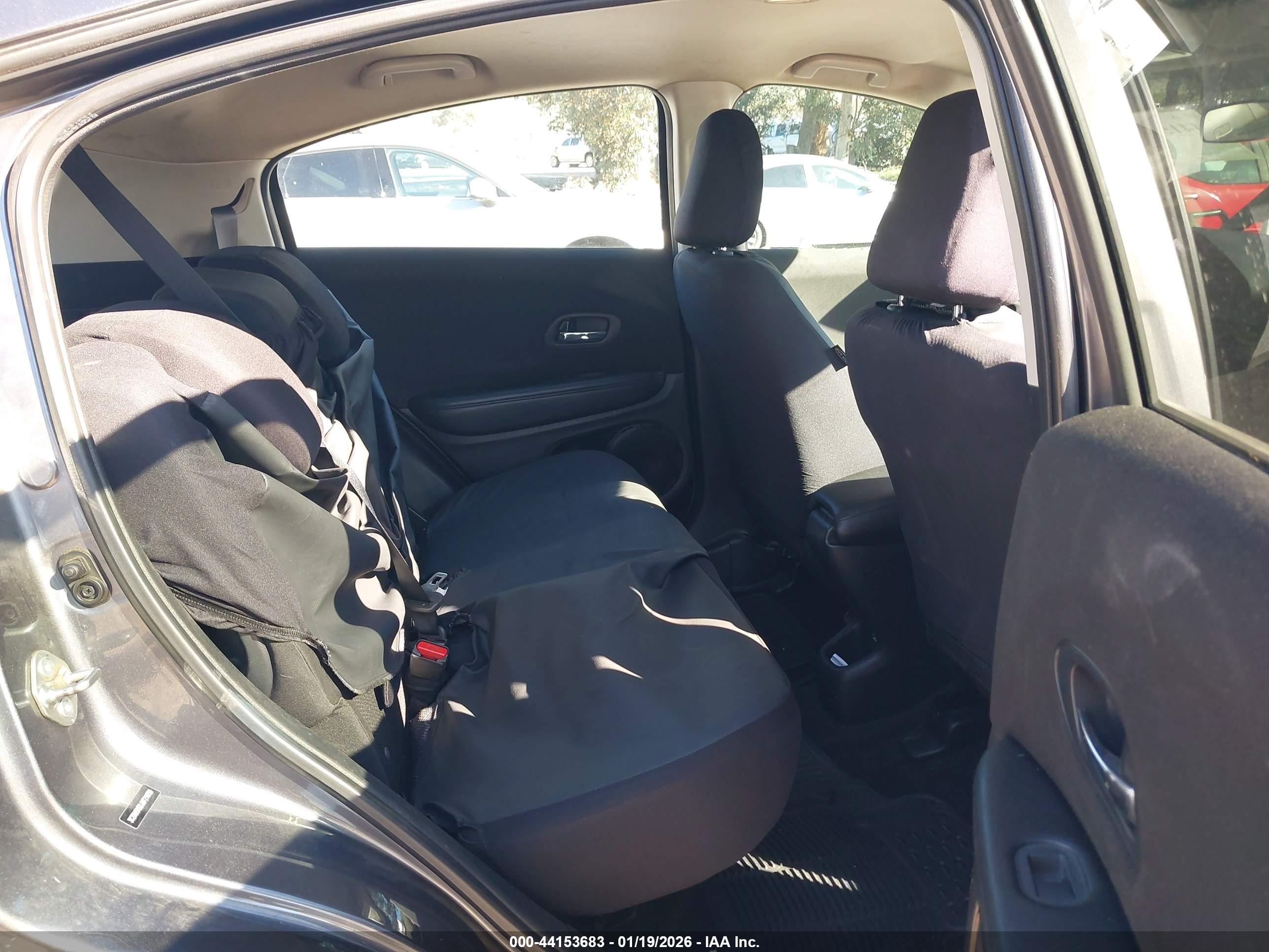 HONDA HR-V image 8