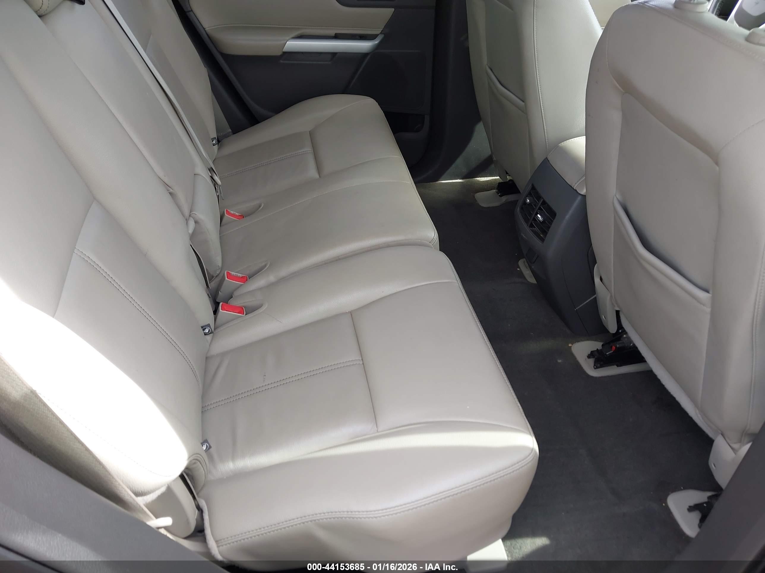 FORD EDGE image 8