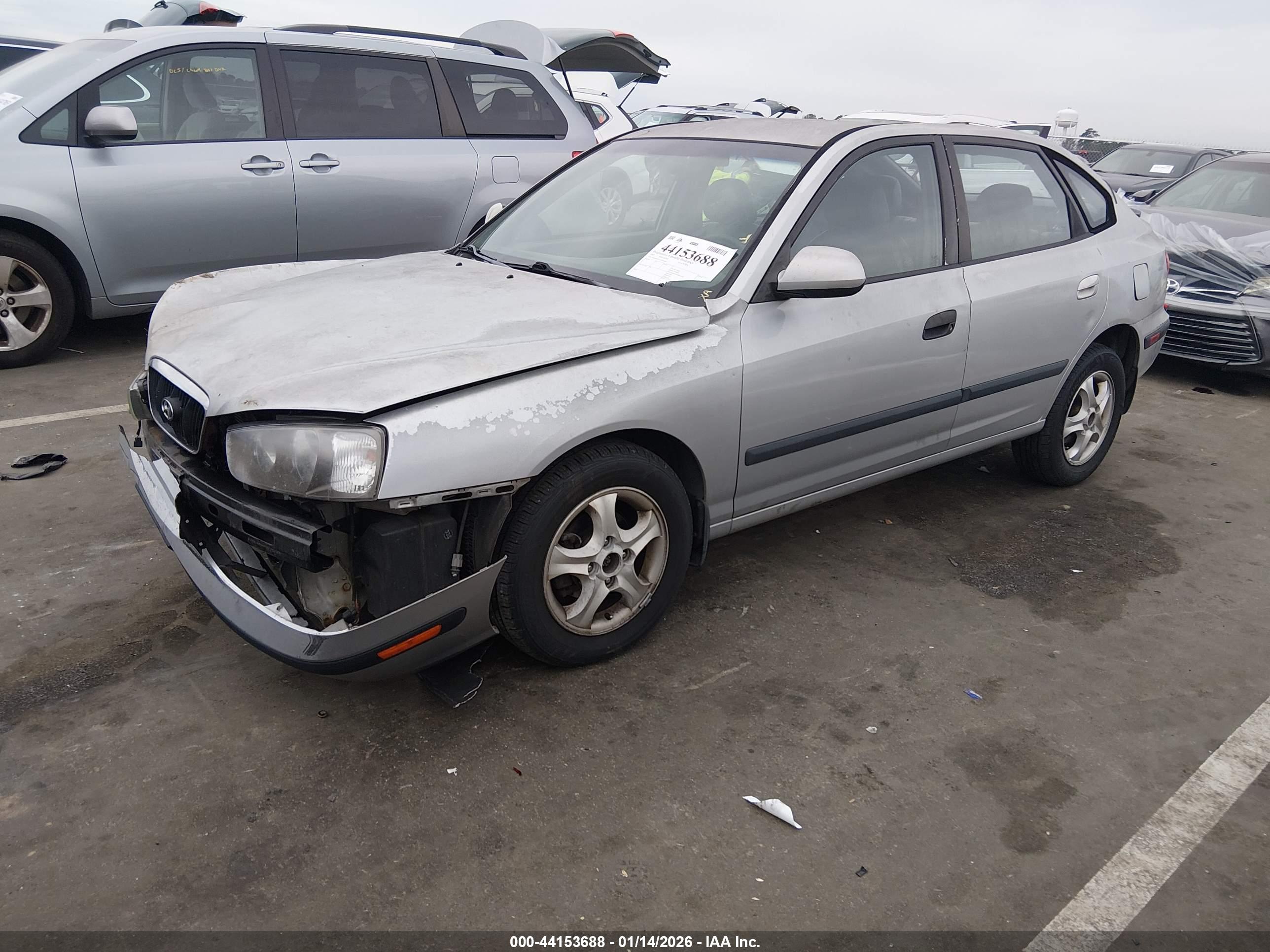 HYUNDAI ELANTRA image 2