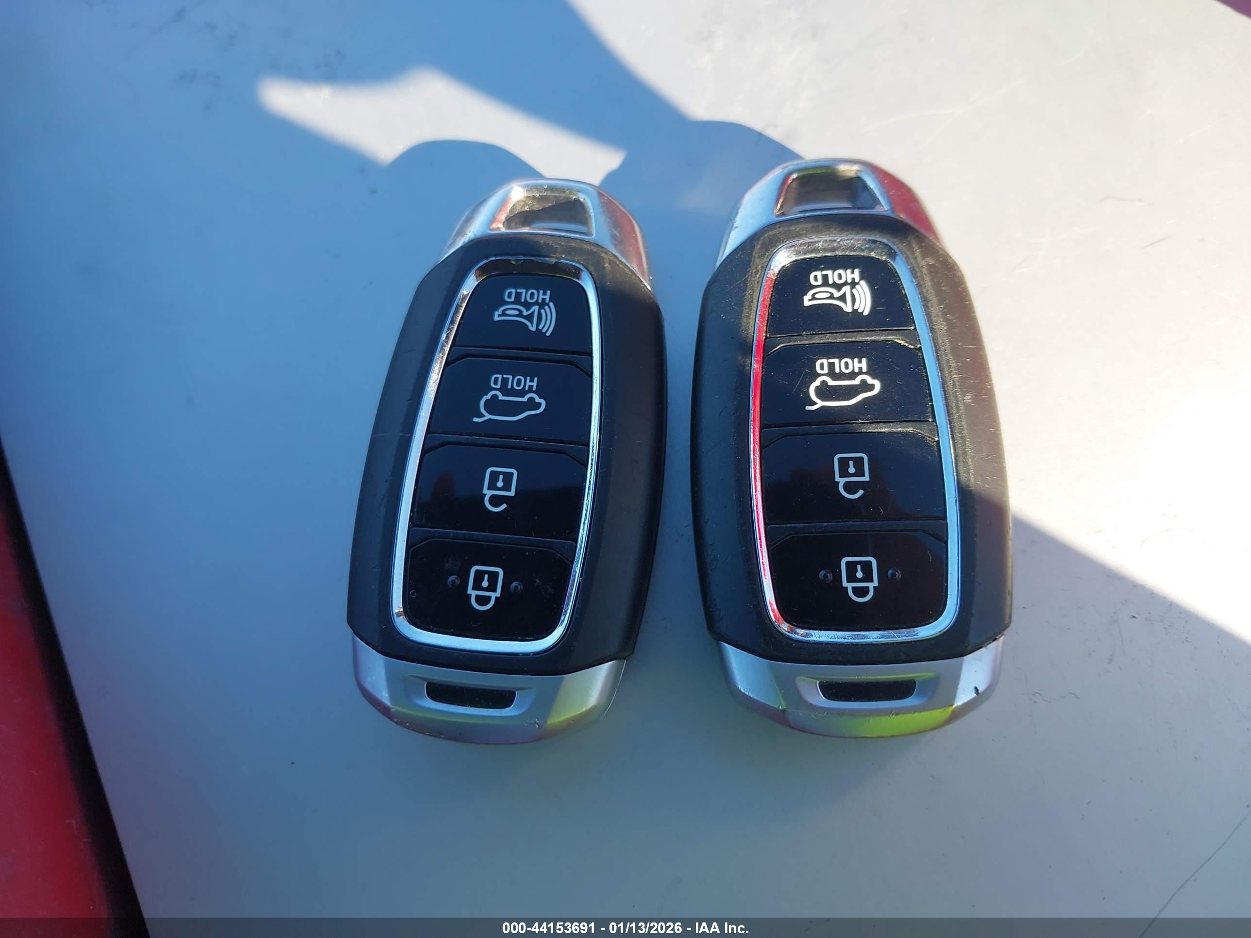 HYUNDAI VELOSTER image 11