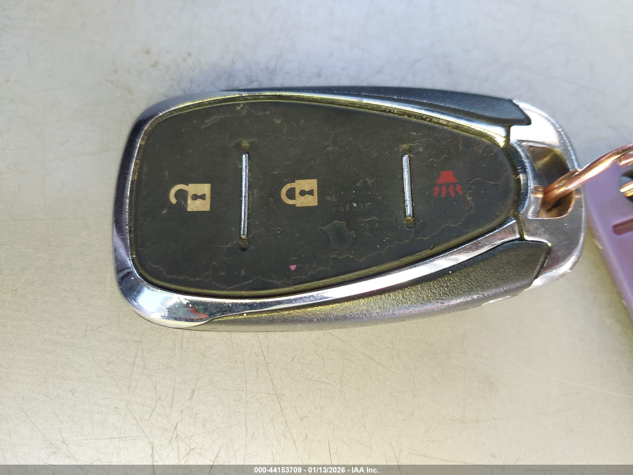 CHEVROLET EQUINOX image 11