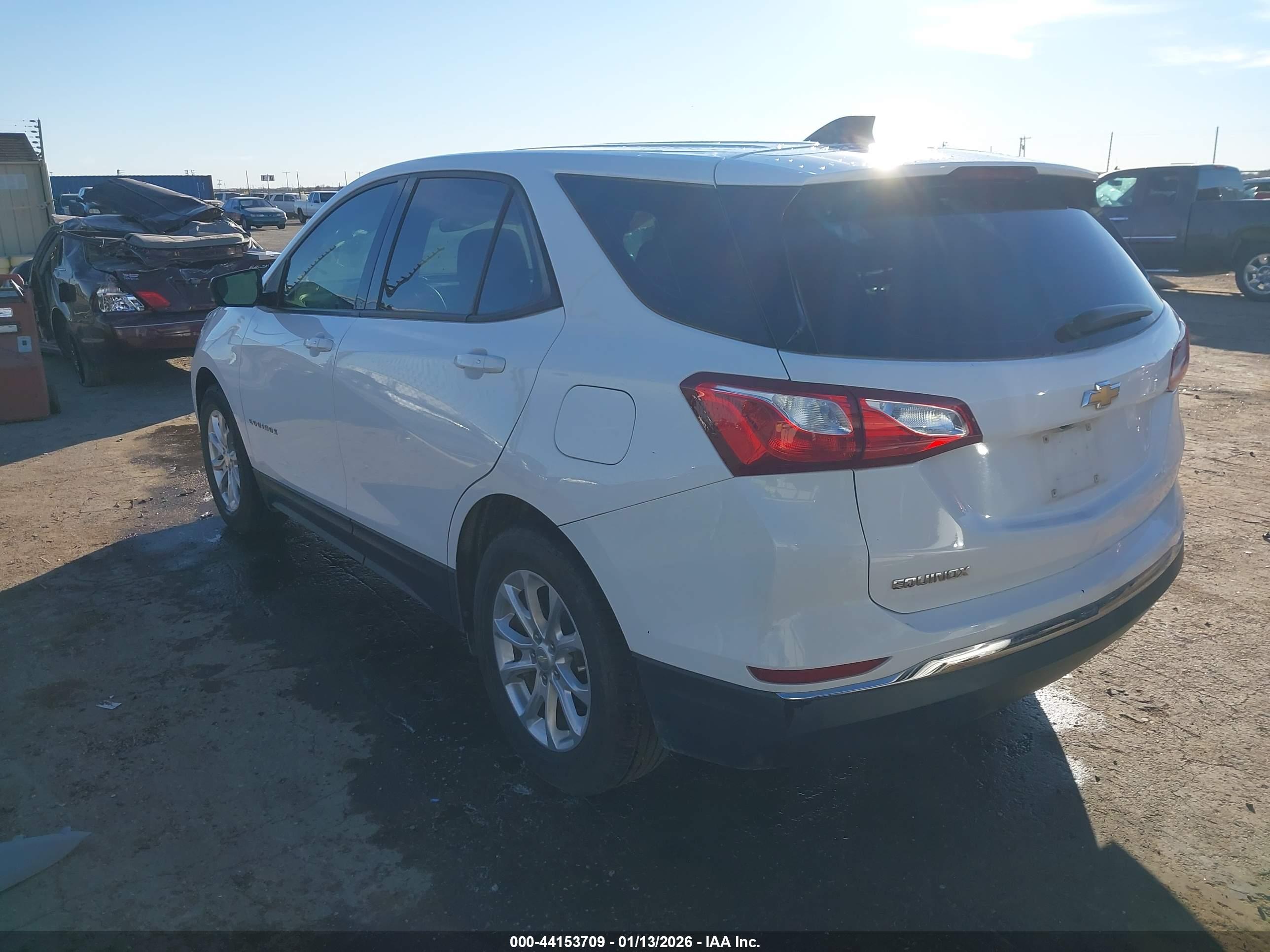 CHEVROLET EQUINOX image 3