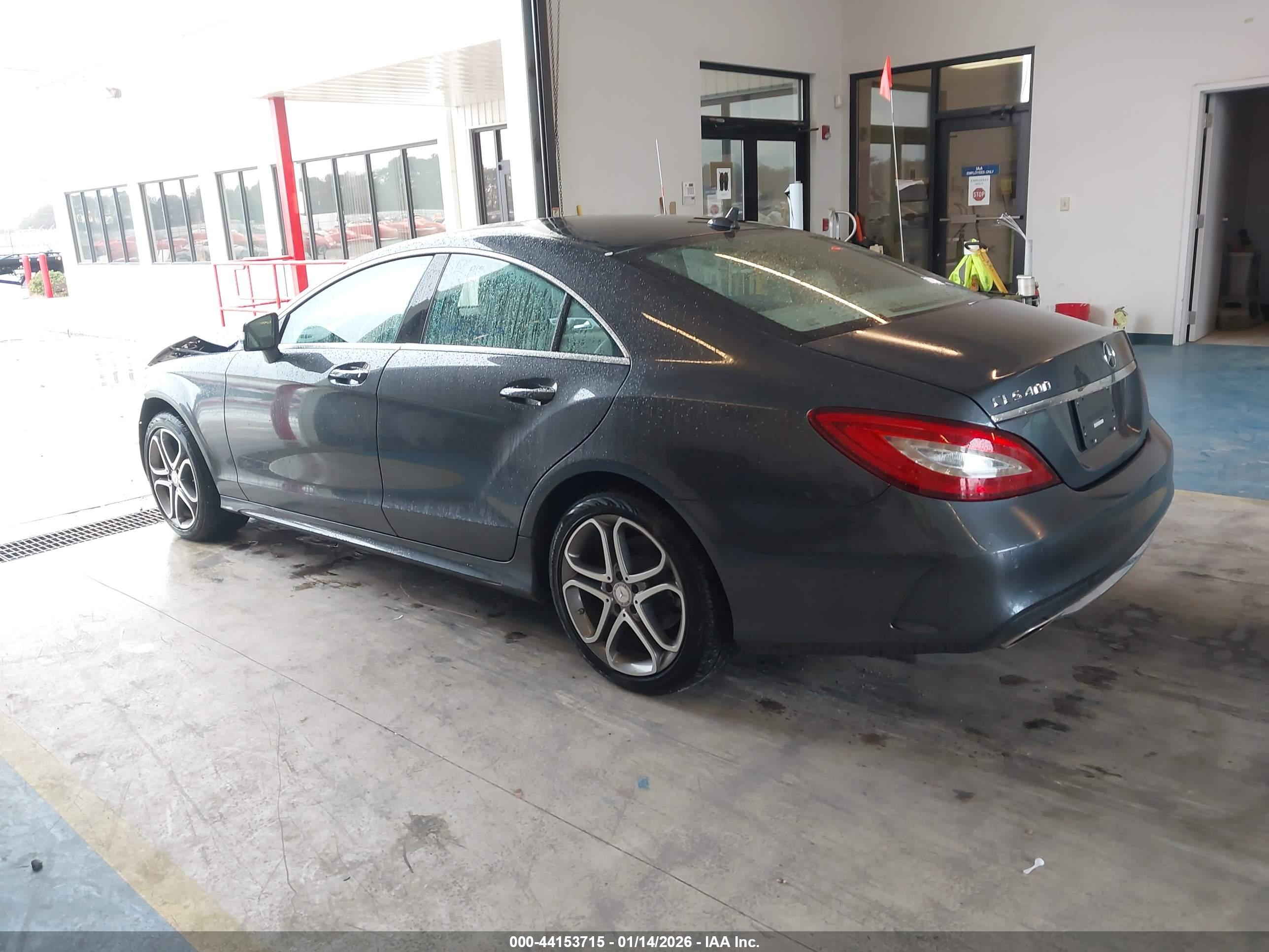 MERCEDES-BENZ CLS image 3