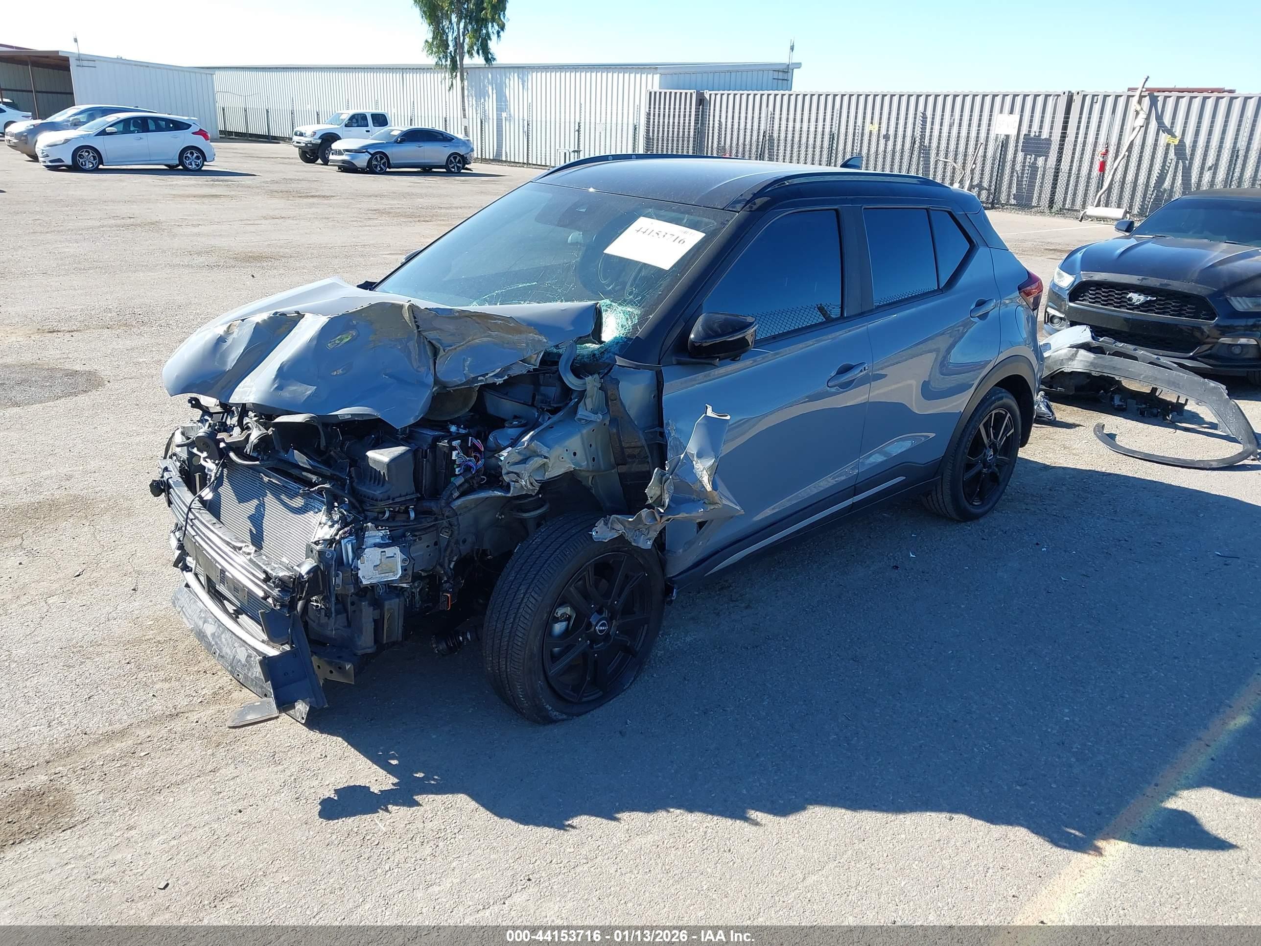 NISSAN KICKS image 2