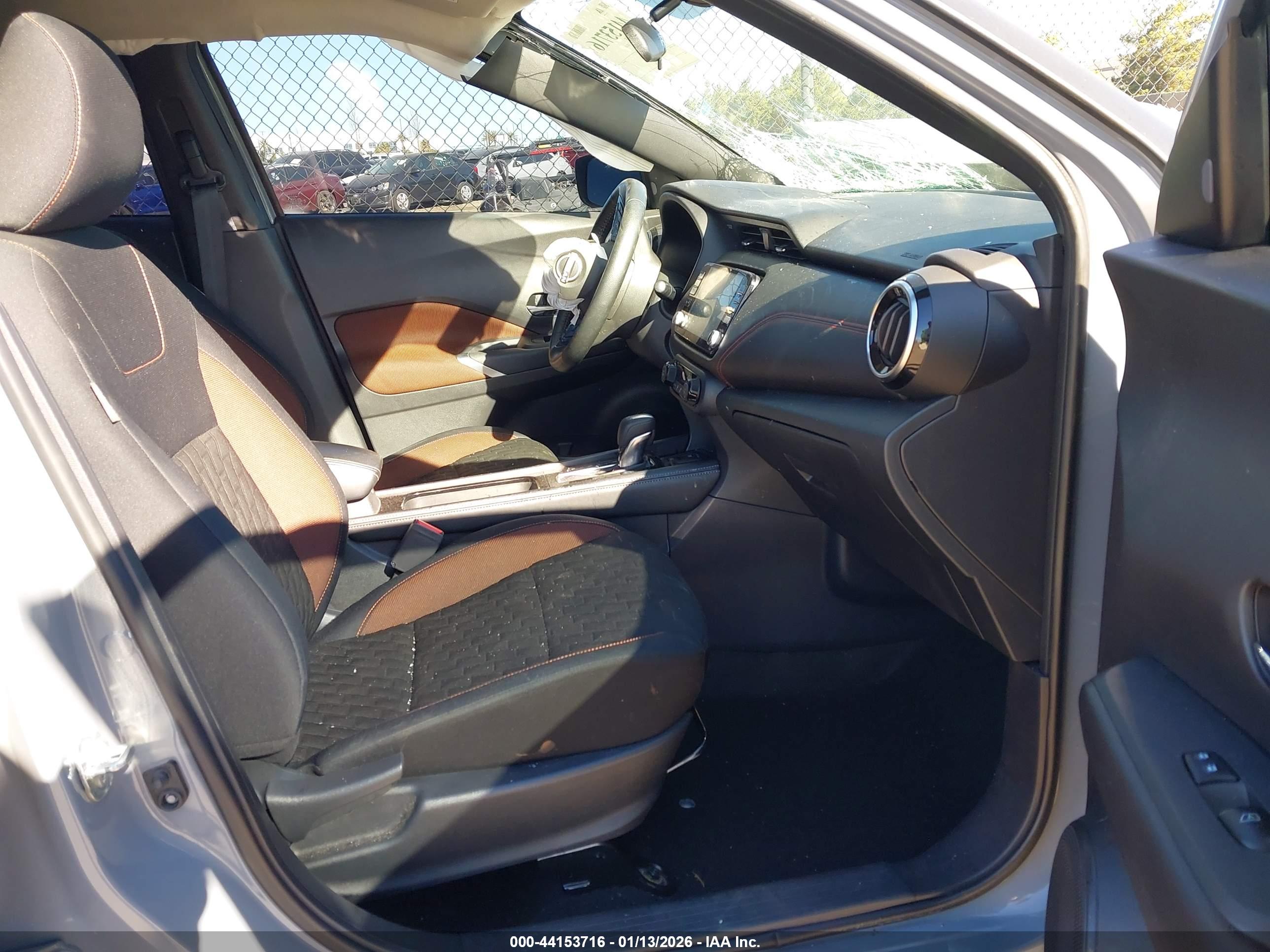 NISSAN KICKS image 5