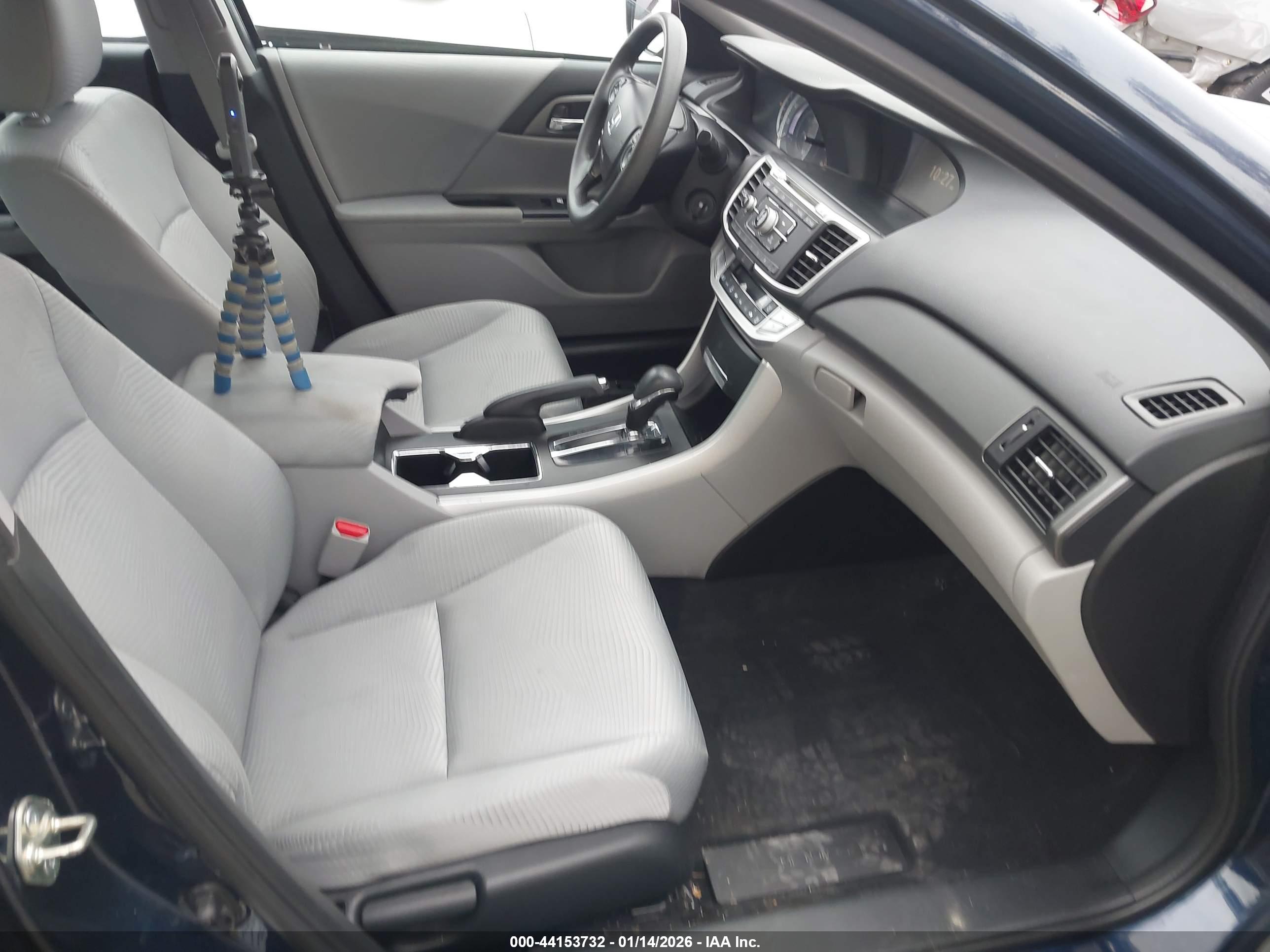 HONDA ACCORD image 5