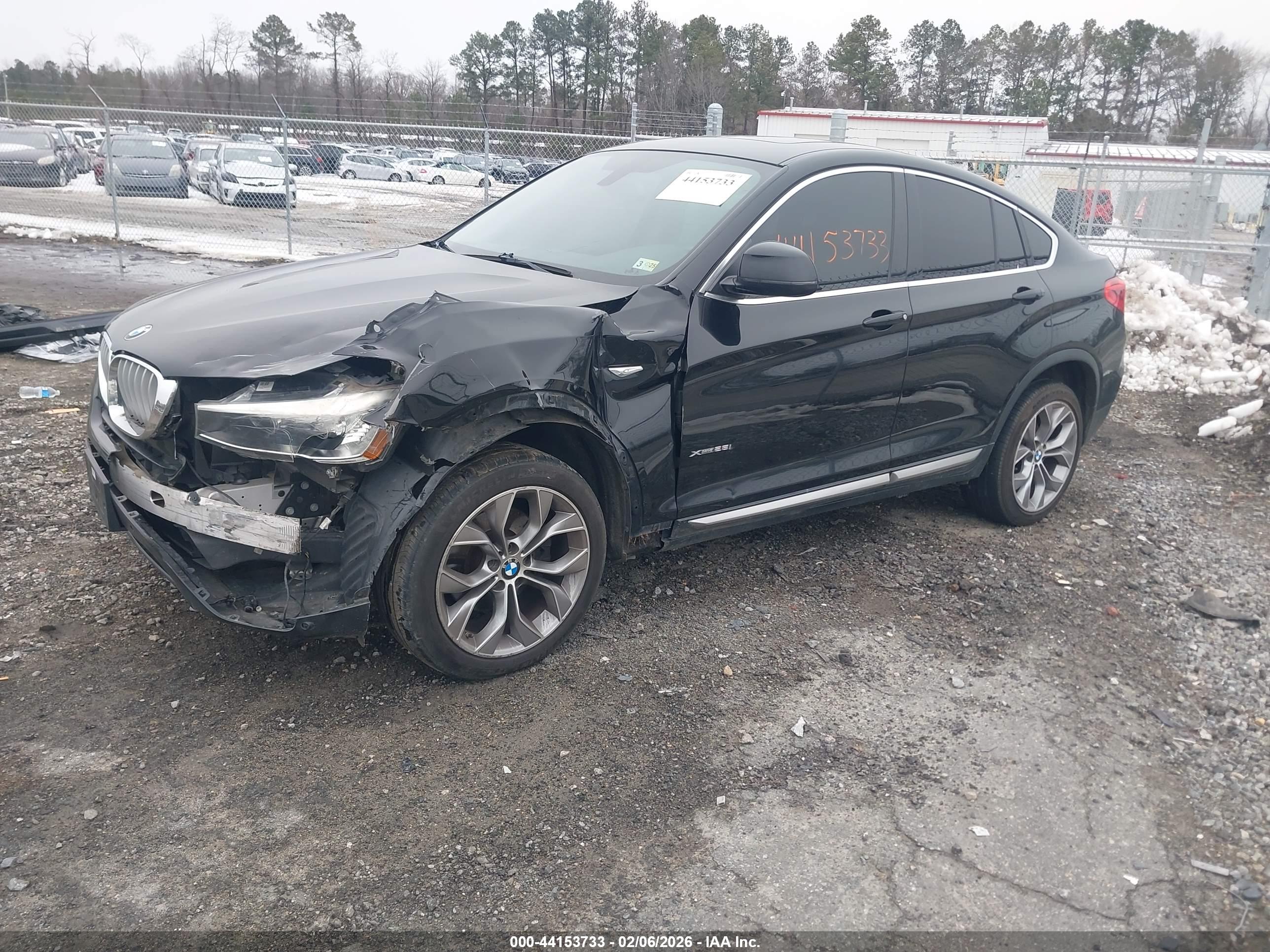 BMW X4 image 2