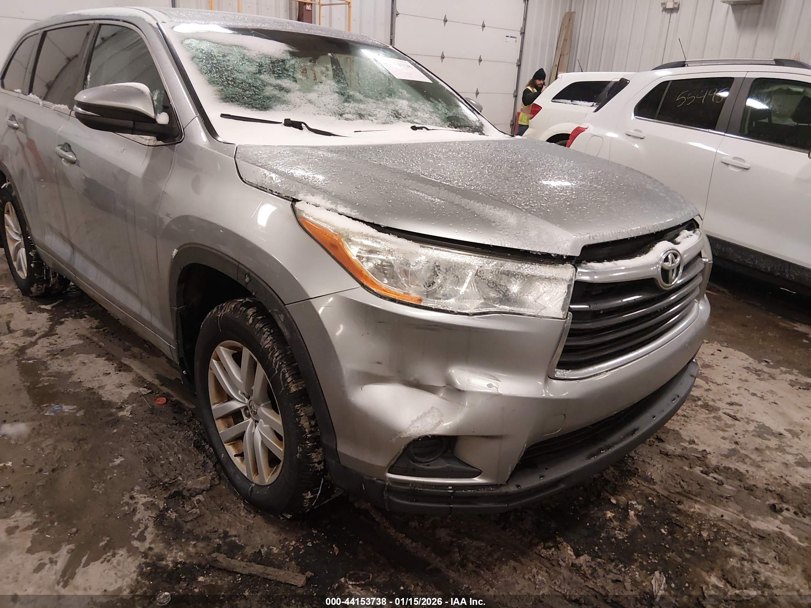 TOYOTA HIGHLANDER image 6