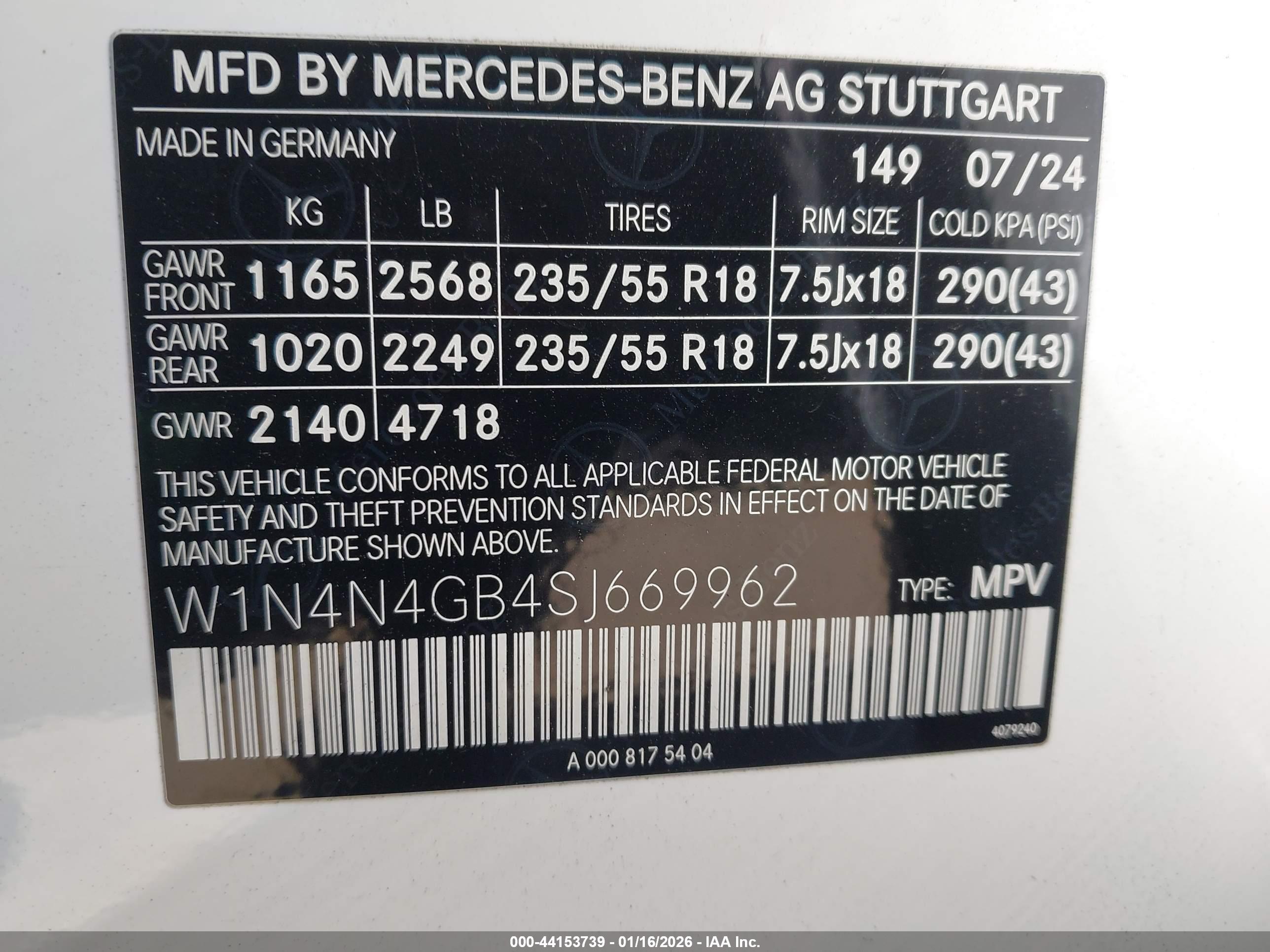 MERCEDES-BENZ GLA image 9