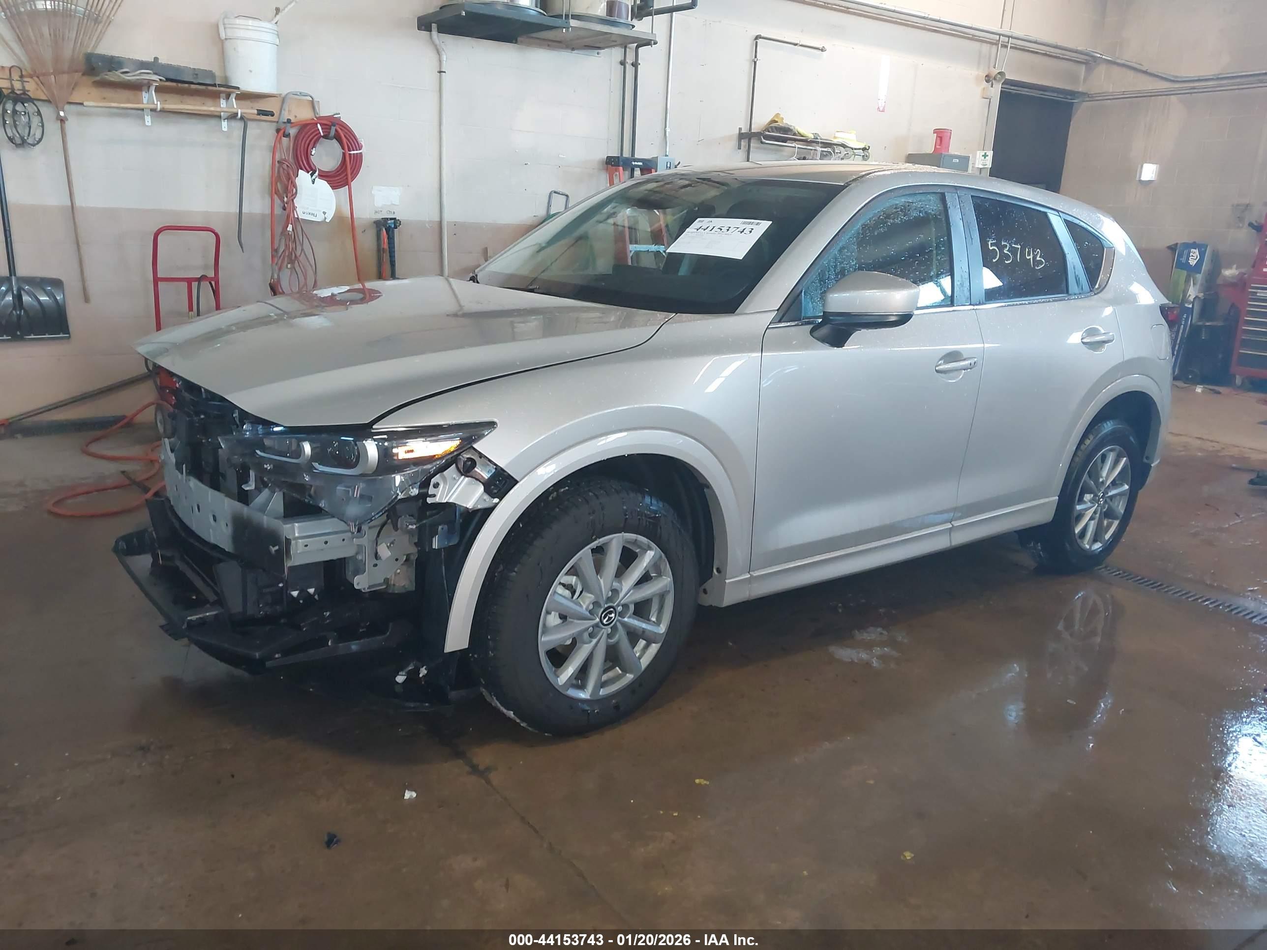 MAZDA CX-5 image 2
