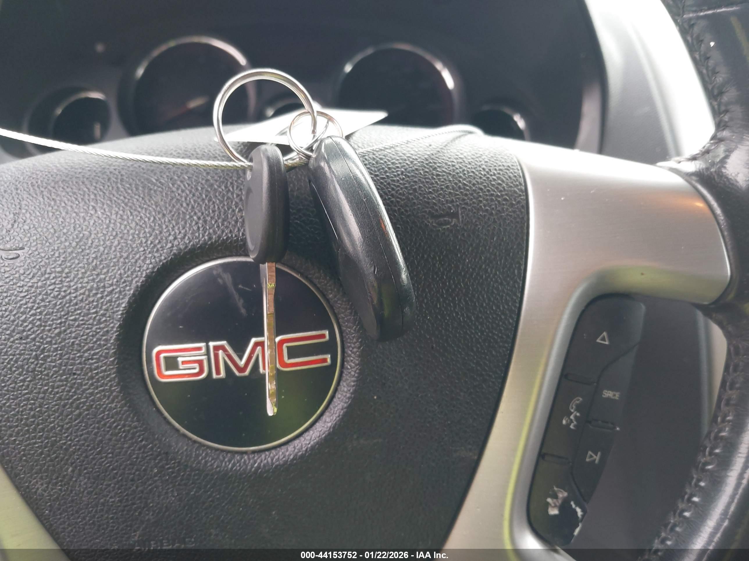 GMC ACADIA image 11