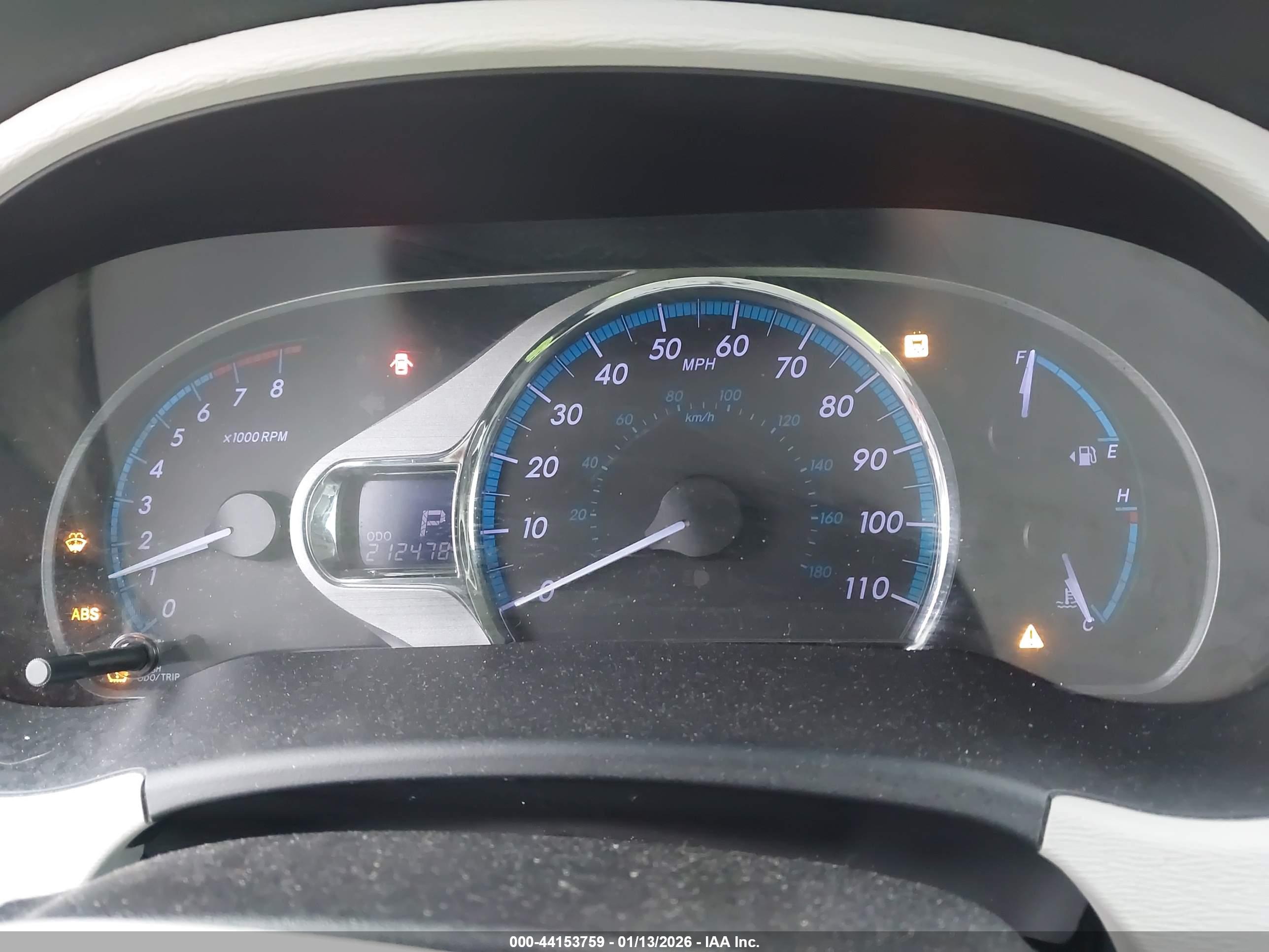 TOYOTA SIENNA image 7