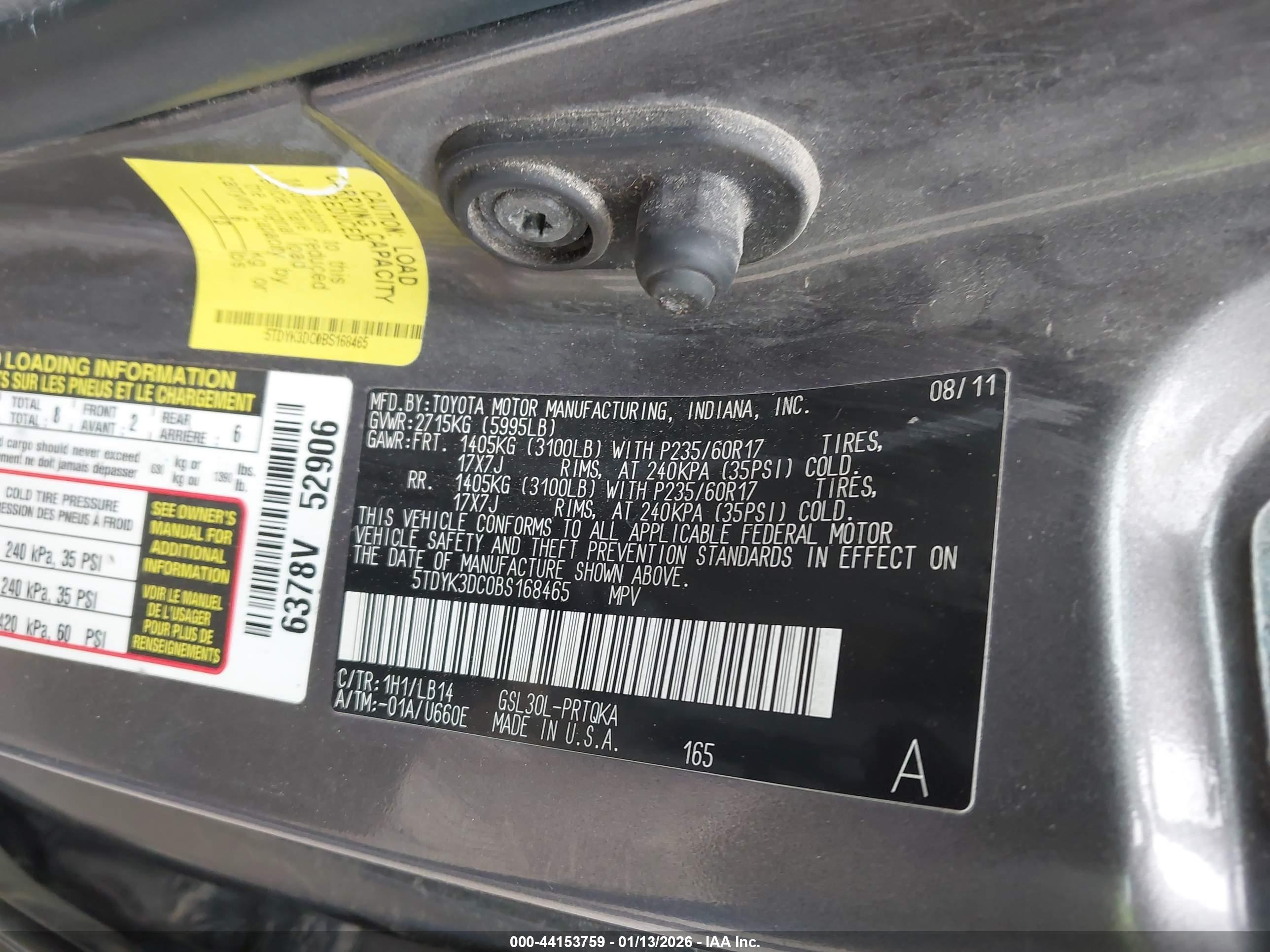 TOYOTA SIENNA image 9