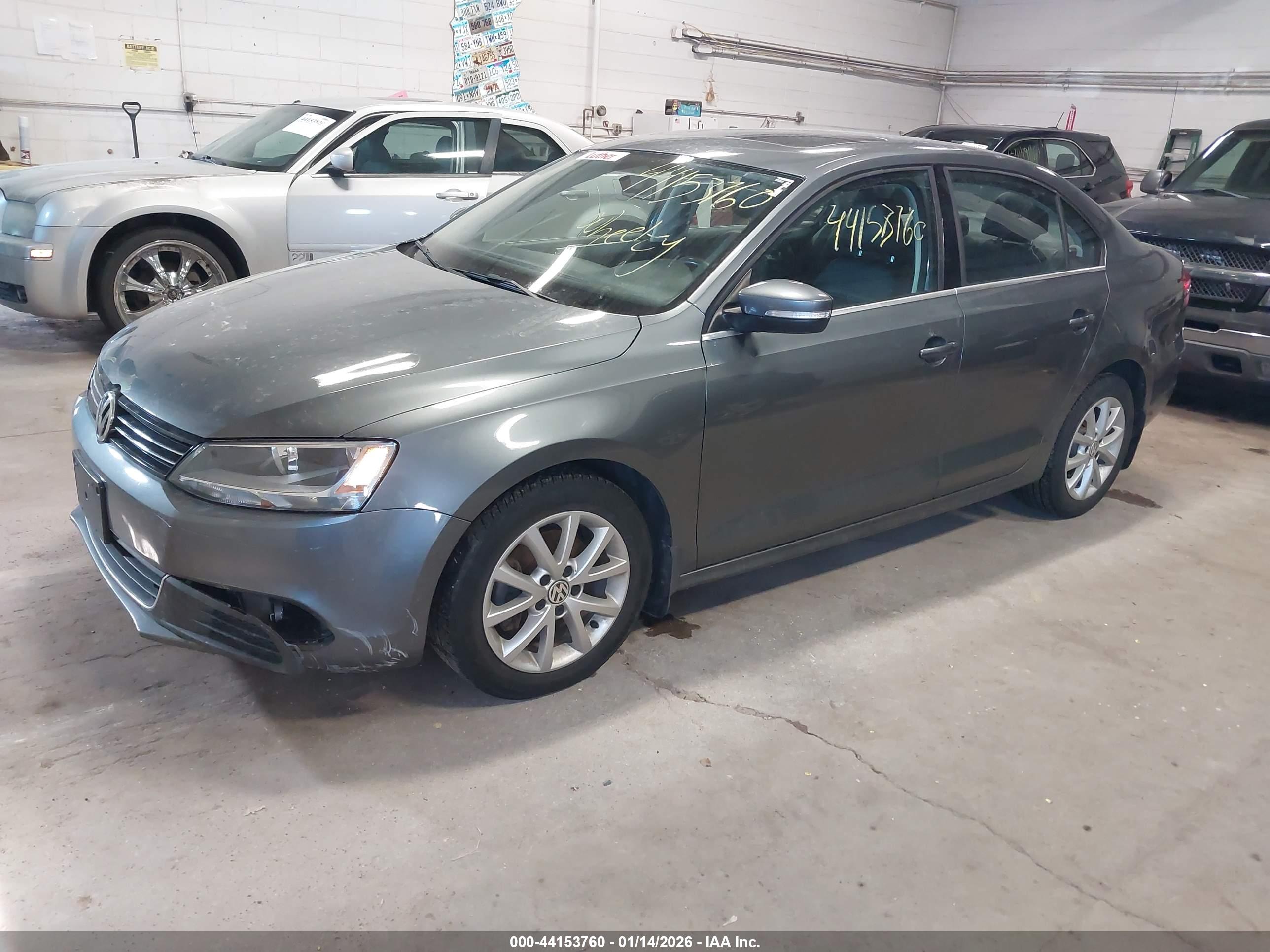 VOLKSWAGEN JETTA image 2