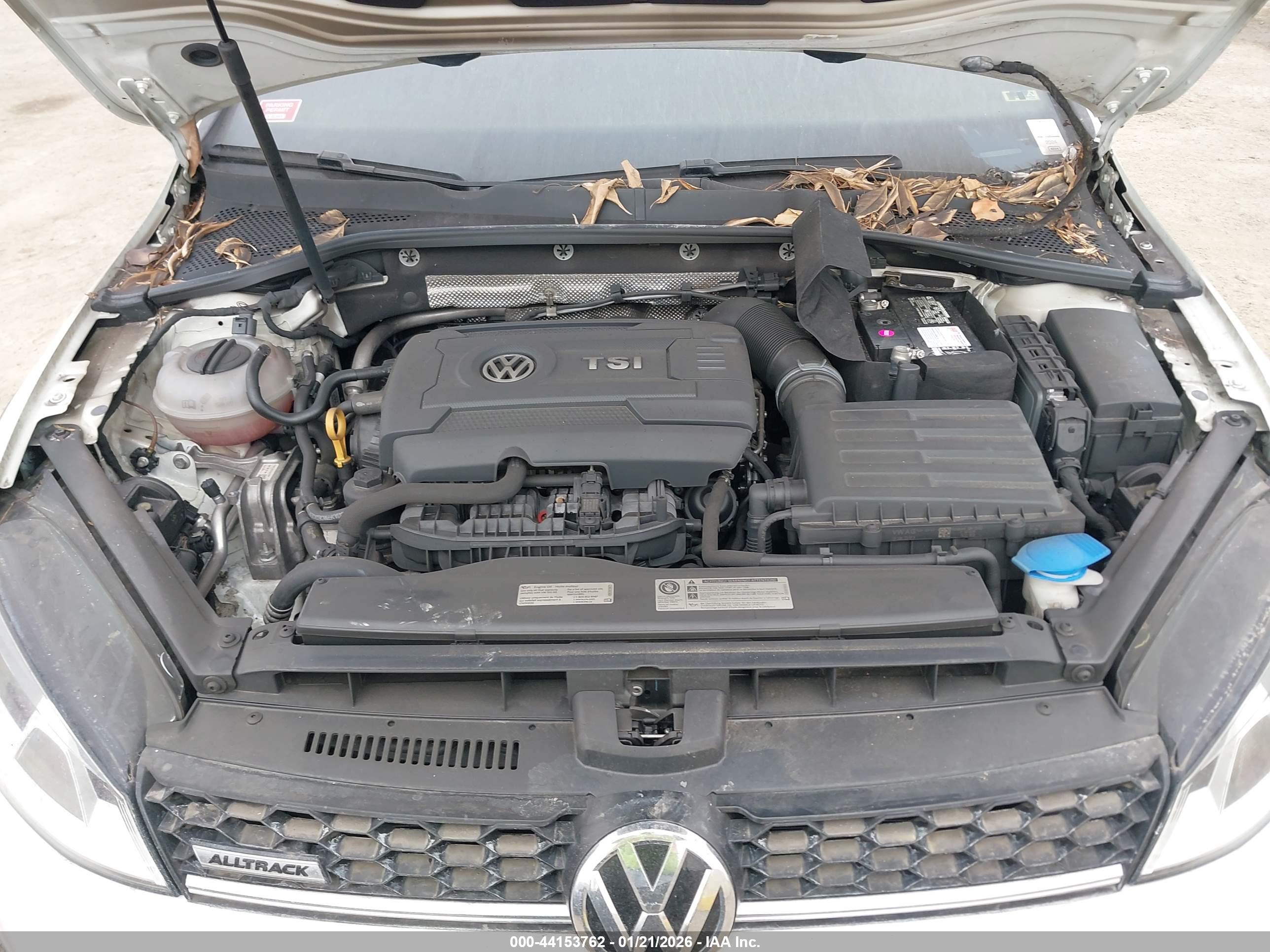 VOLKSWAGEN GOLF image 10