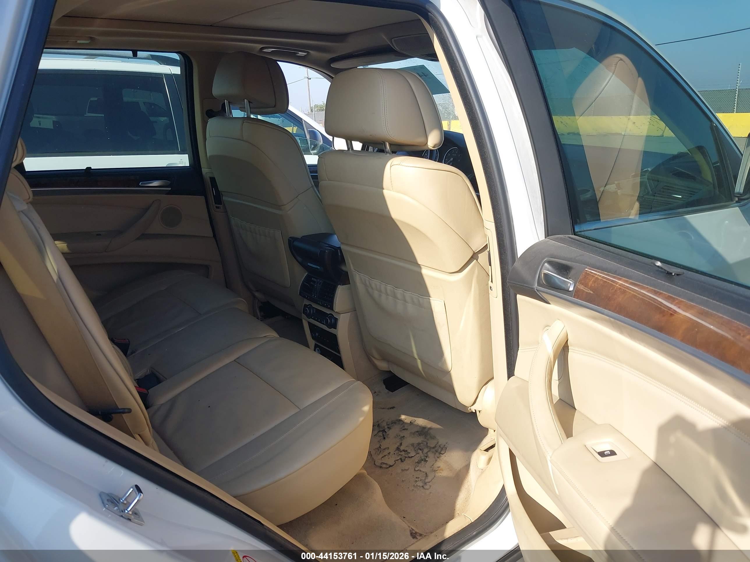 BMW X5 image 8