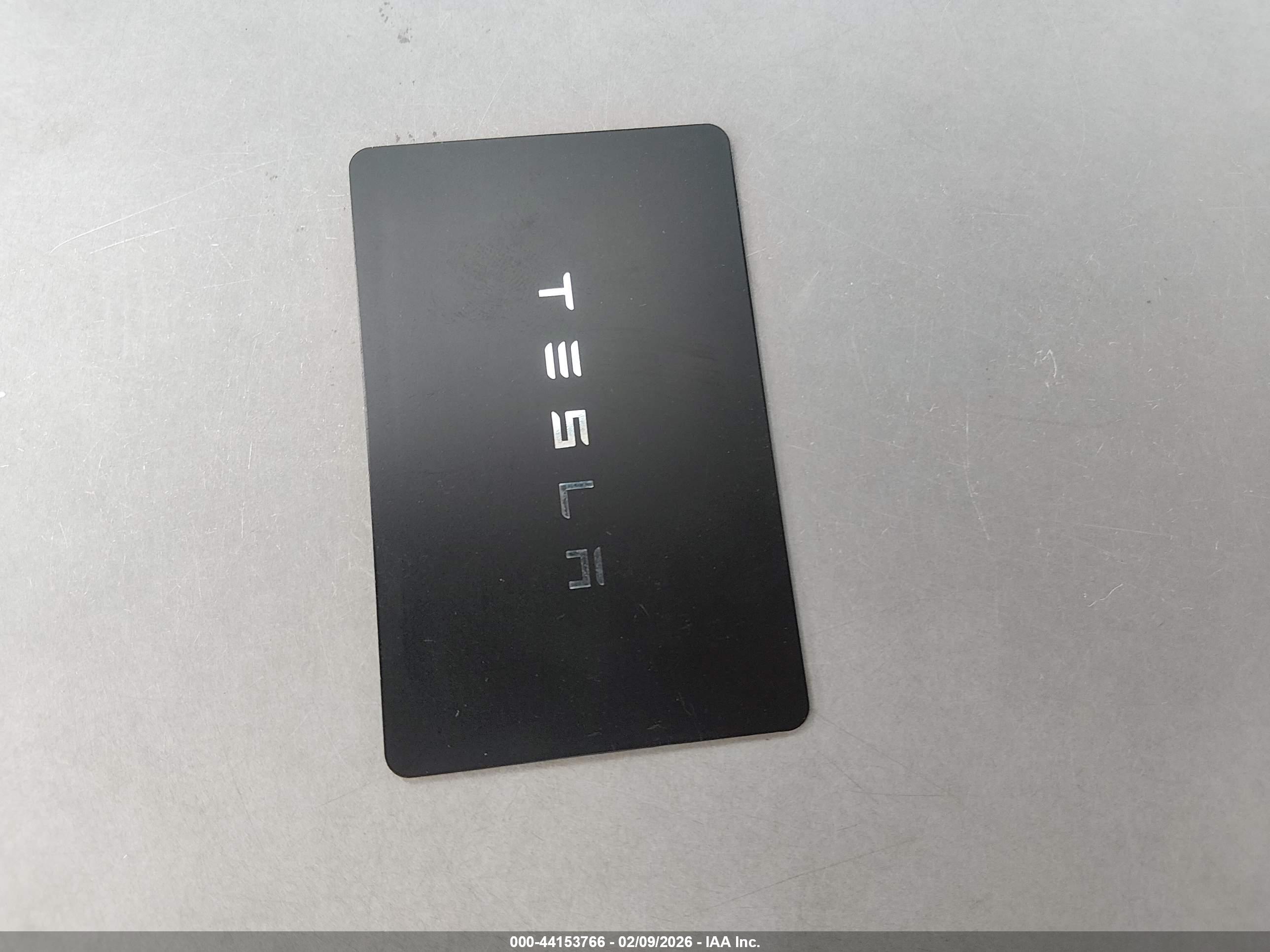 TESLA MODEL image 11