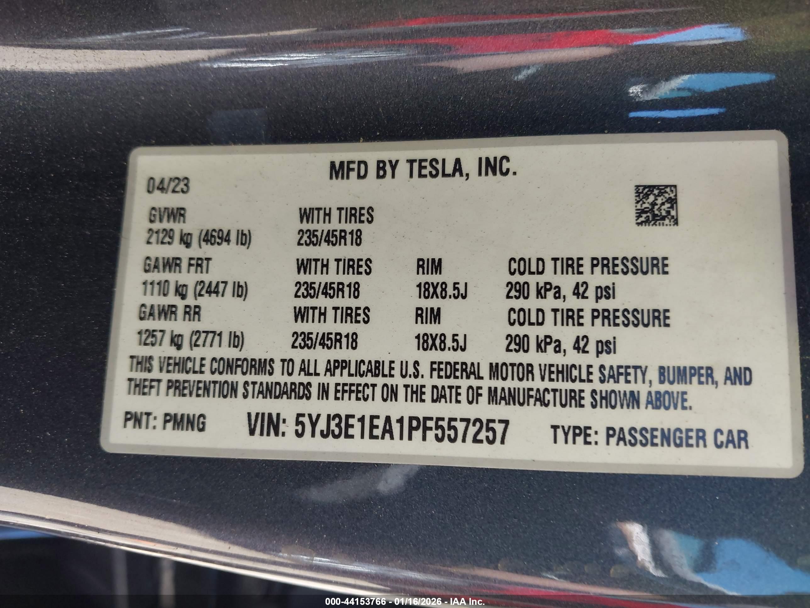 TESLA MODEL image 9