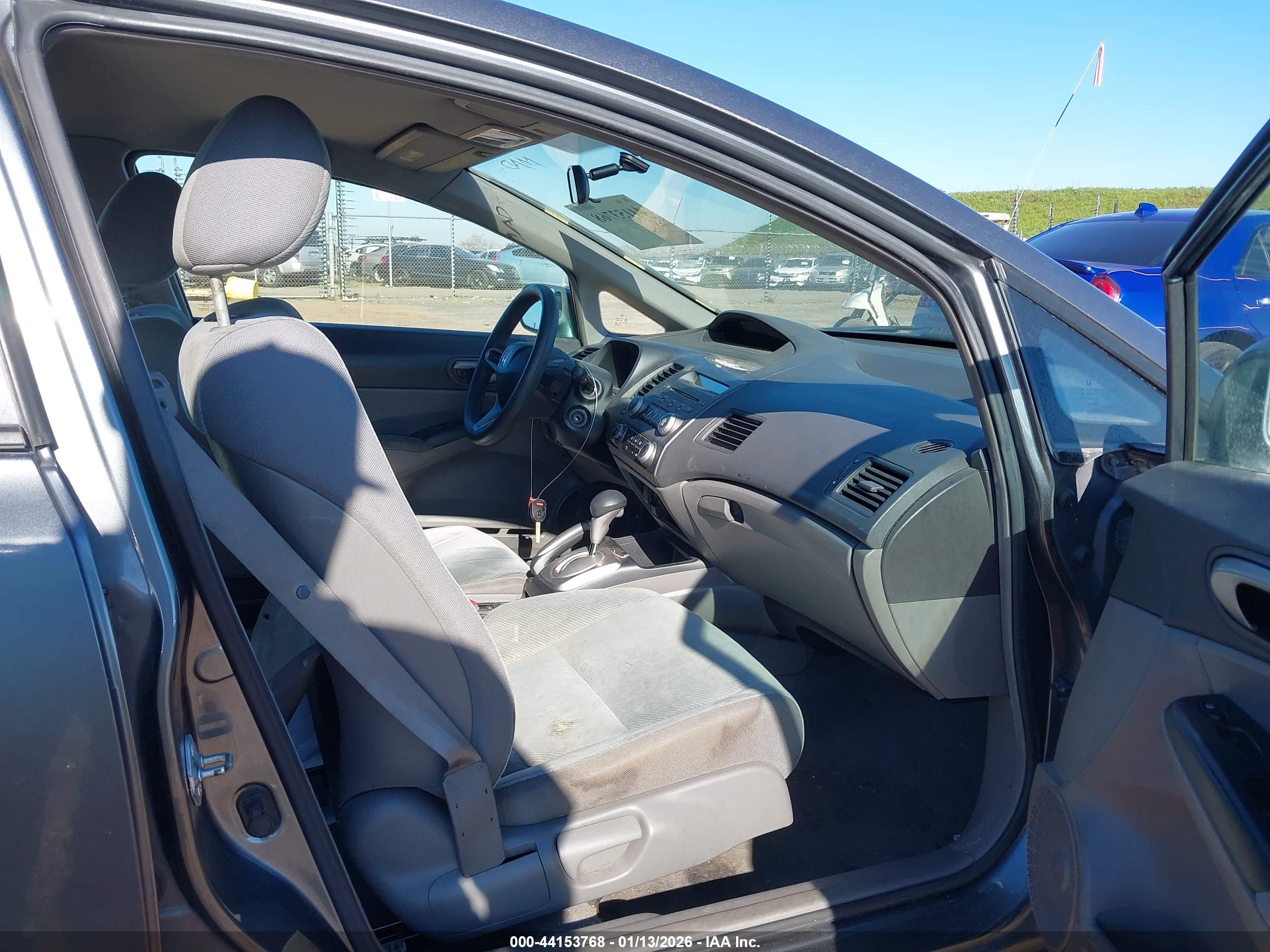HONDA CIVIC image 5