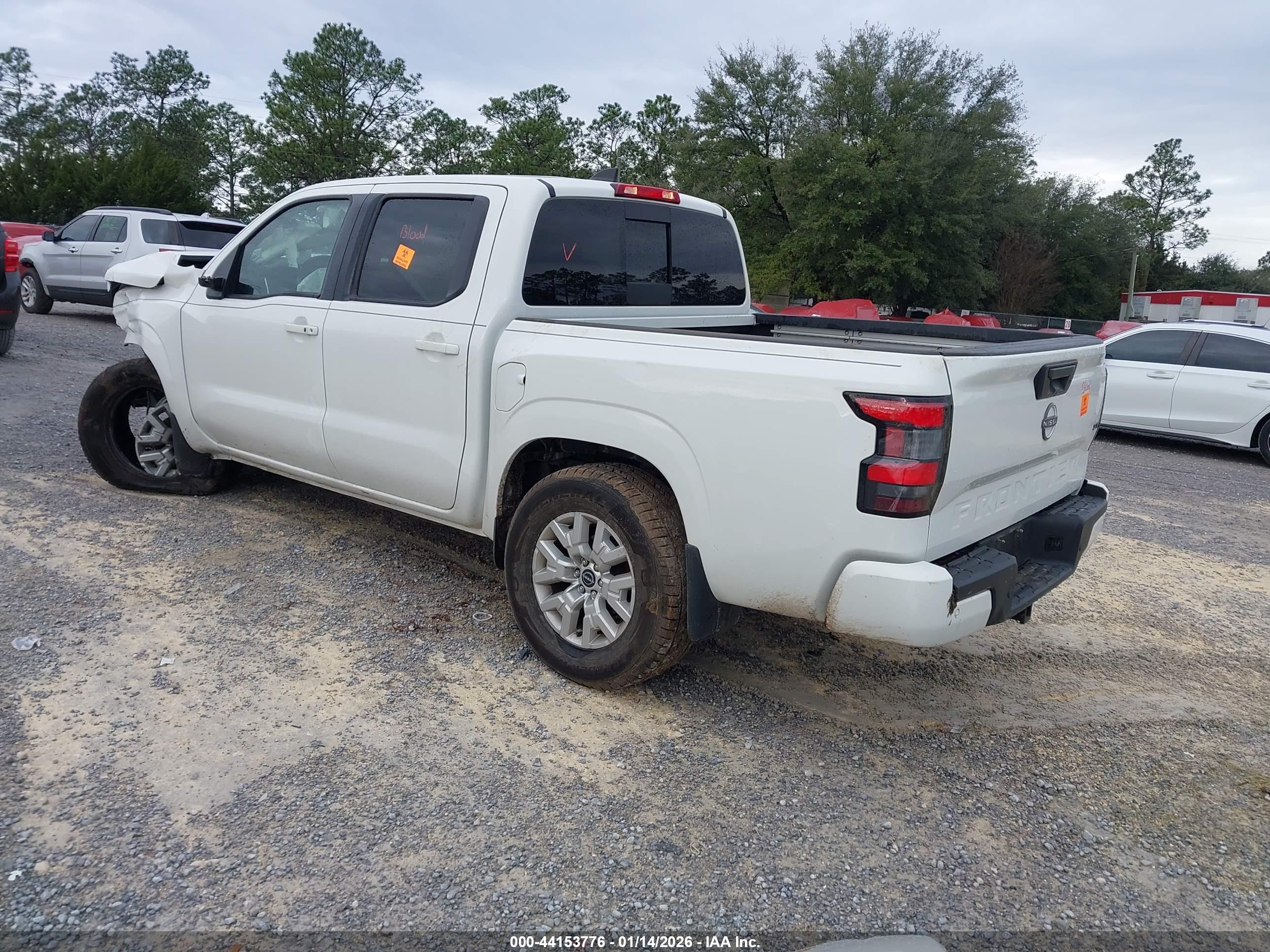 NISSAN FRONTIER image 3