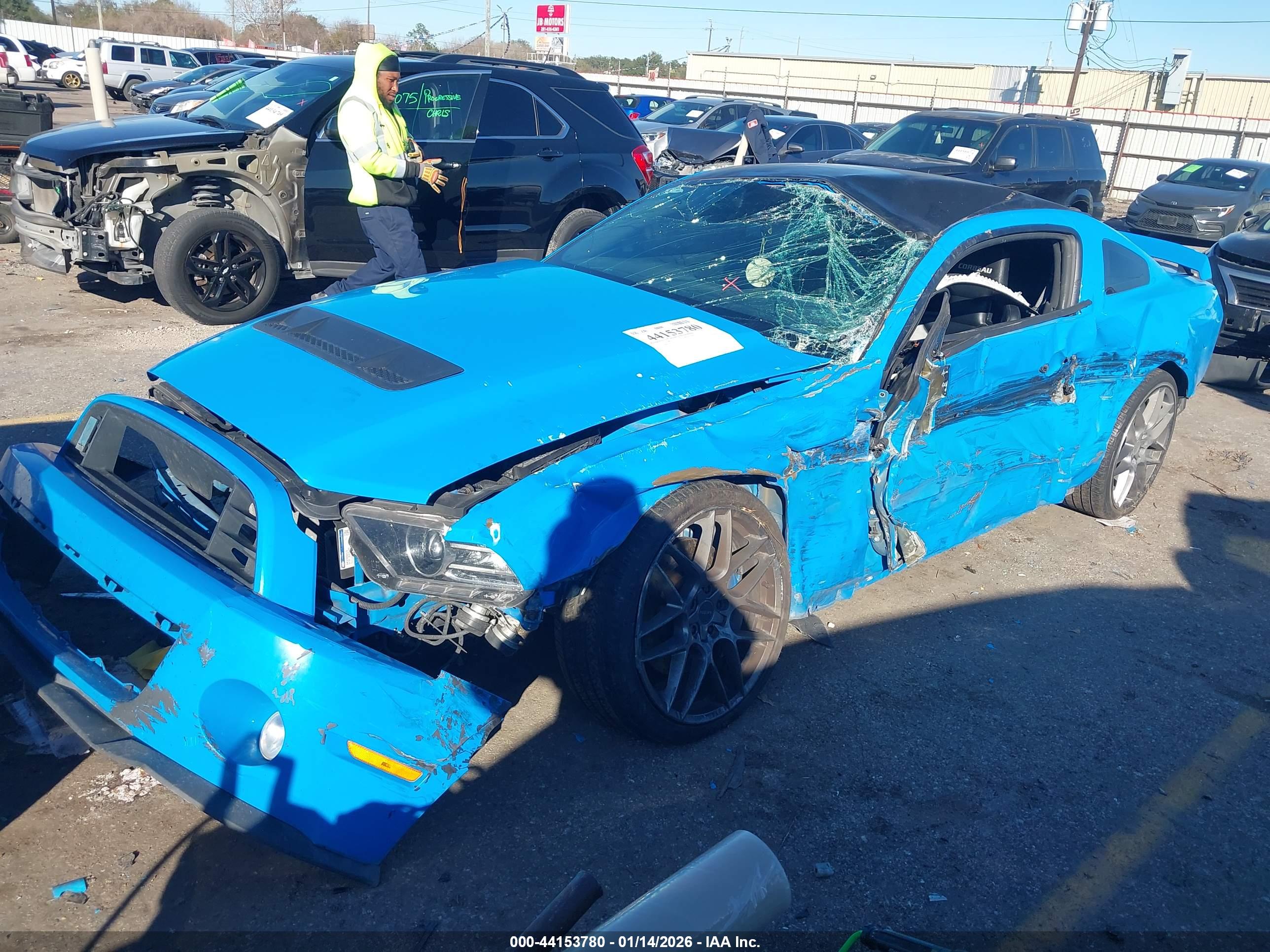 FORD MUSTANG image 2