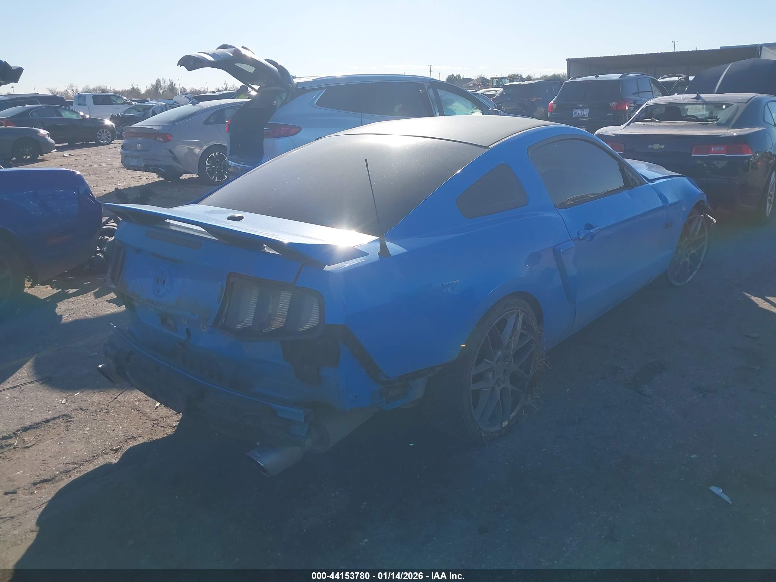 FORD MUSTANG image 4