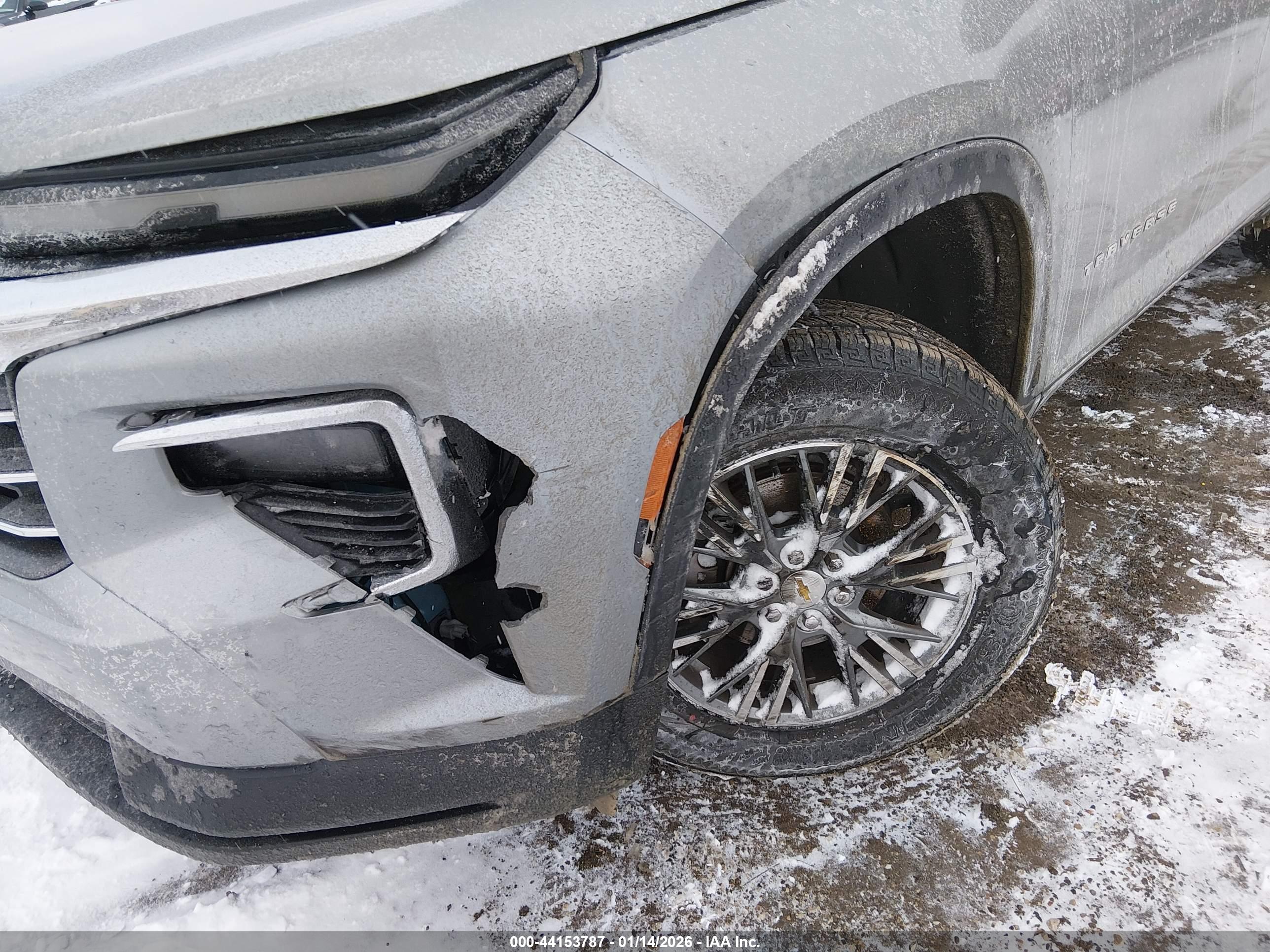 CHEVROLET TRAVERSE image 6