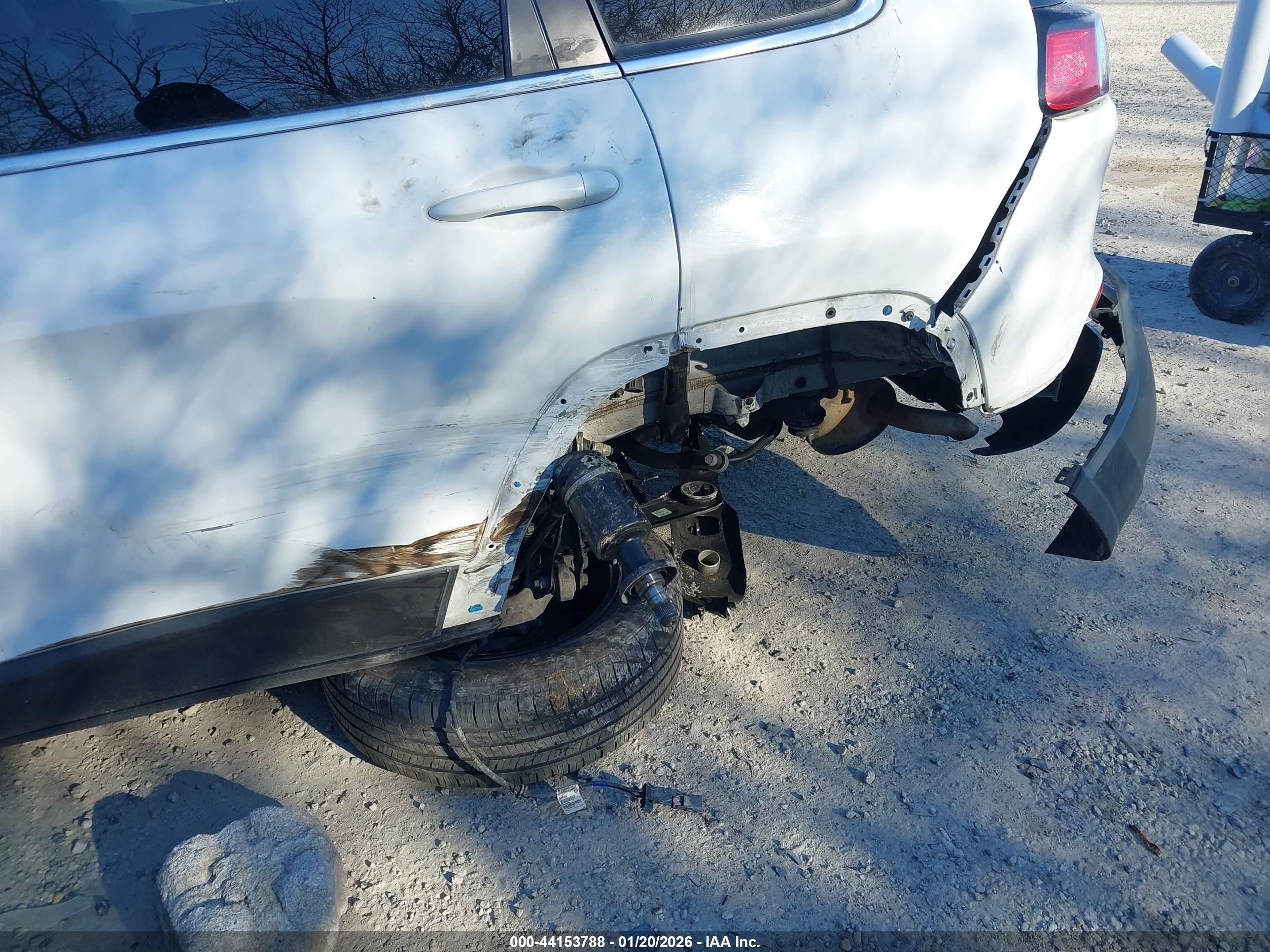 JEEP CHEROKEE image 6