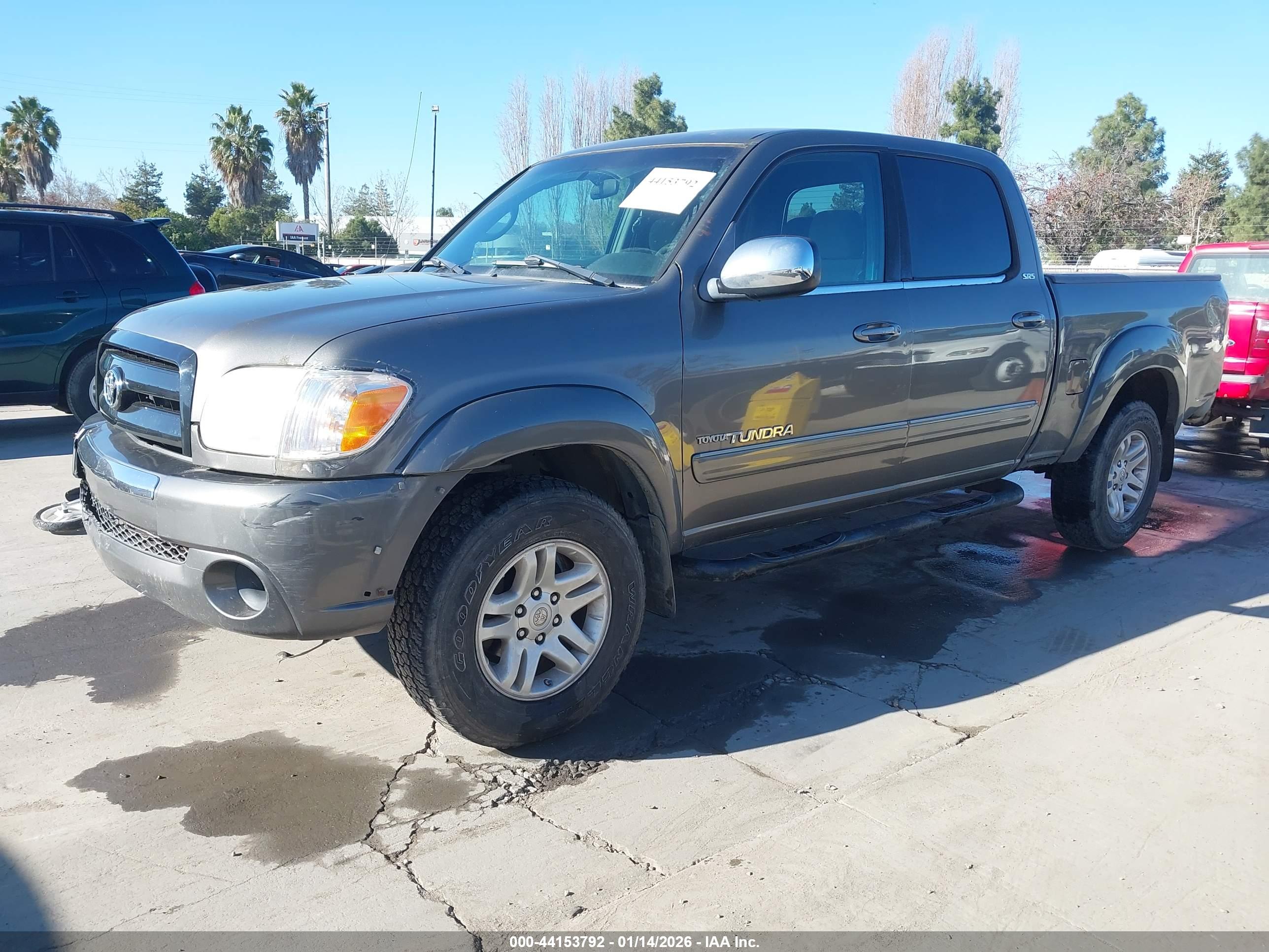 TOYOTA TUNDRA image 2