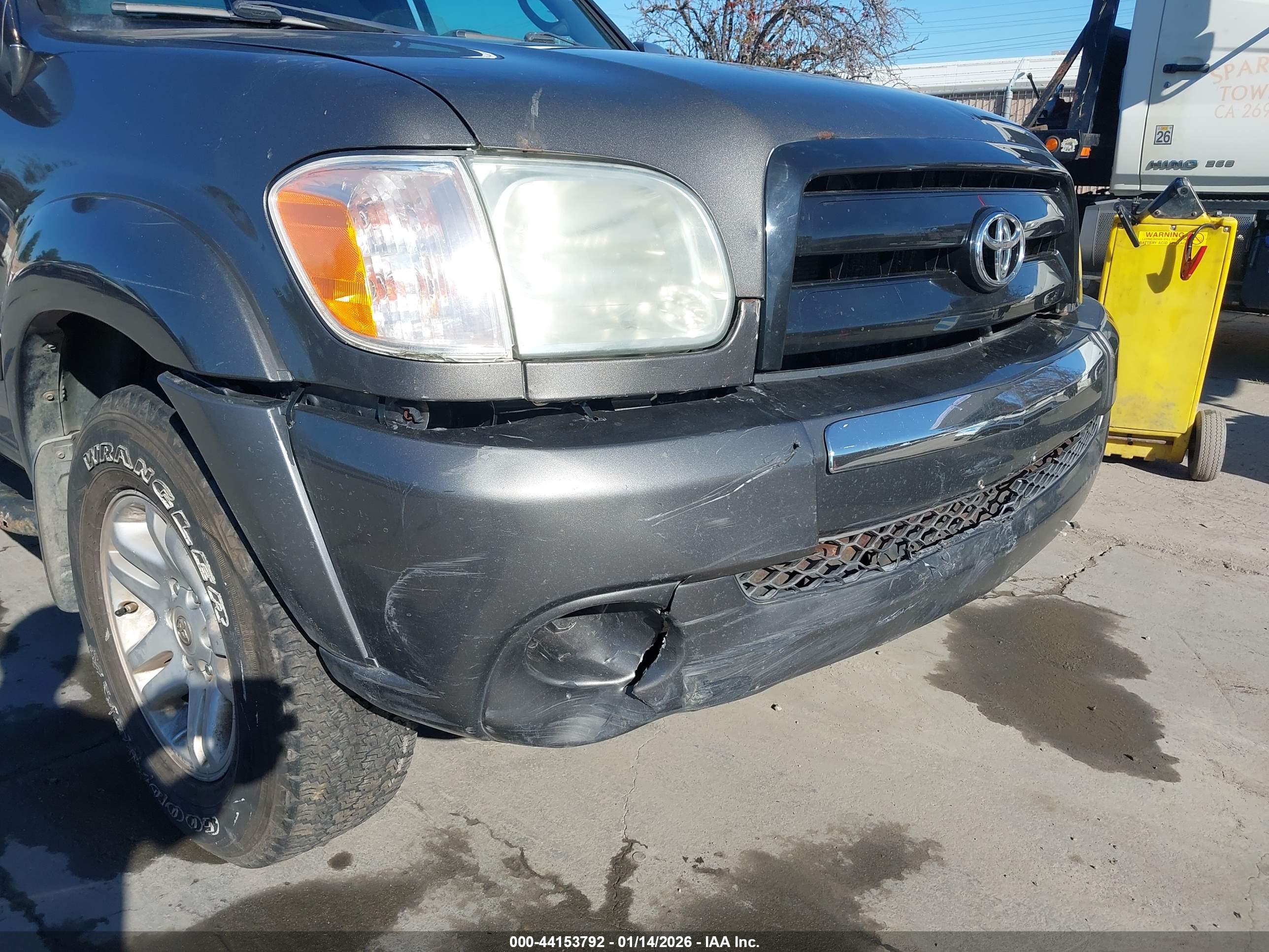 TOYOTA TUNDRA image 6