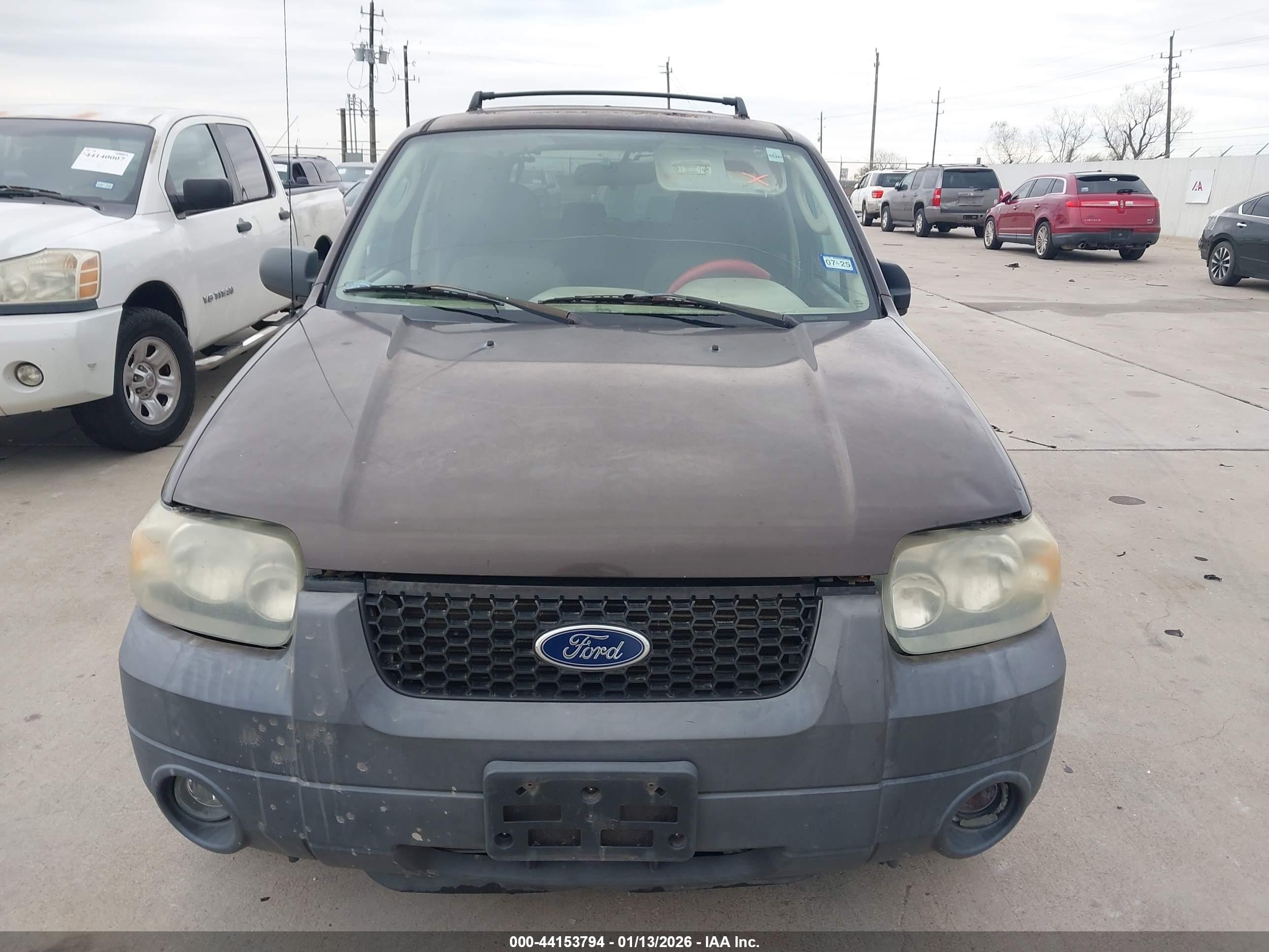 FORD ESCAPE image 6