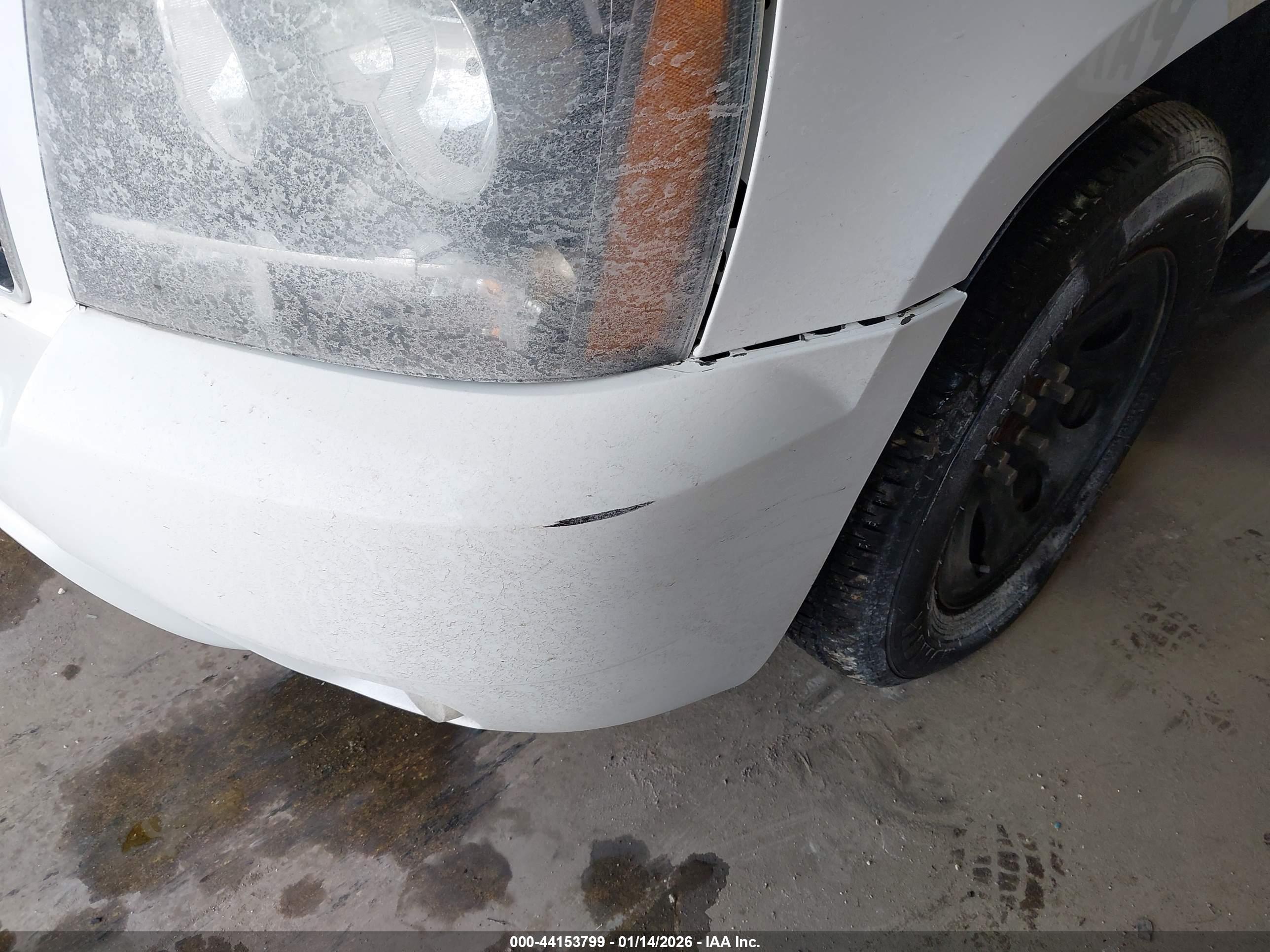 CHEVROLET TAHOE image 6