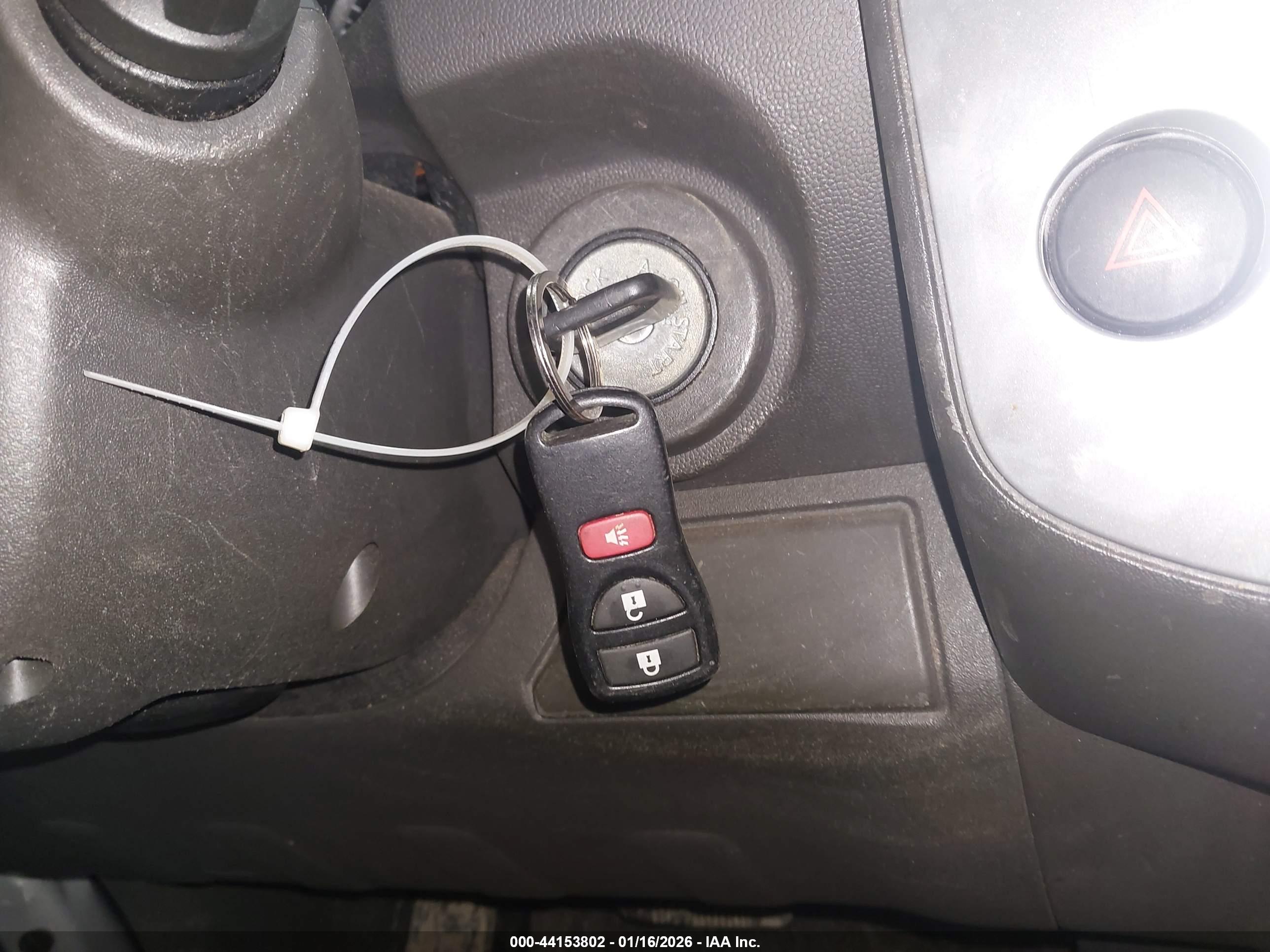 NISSAN FRONTIER image 11