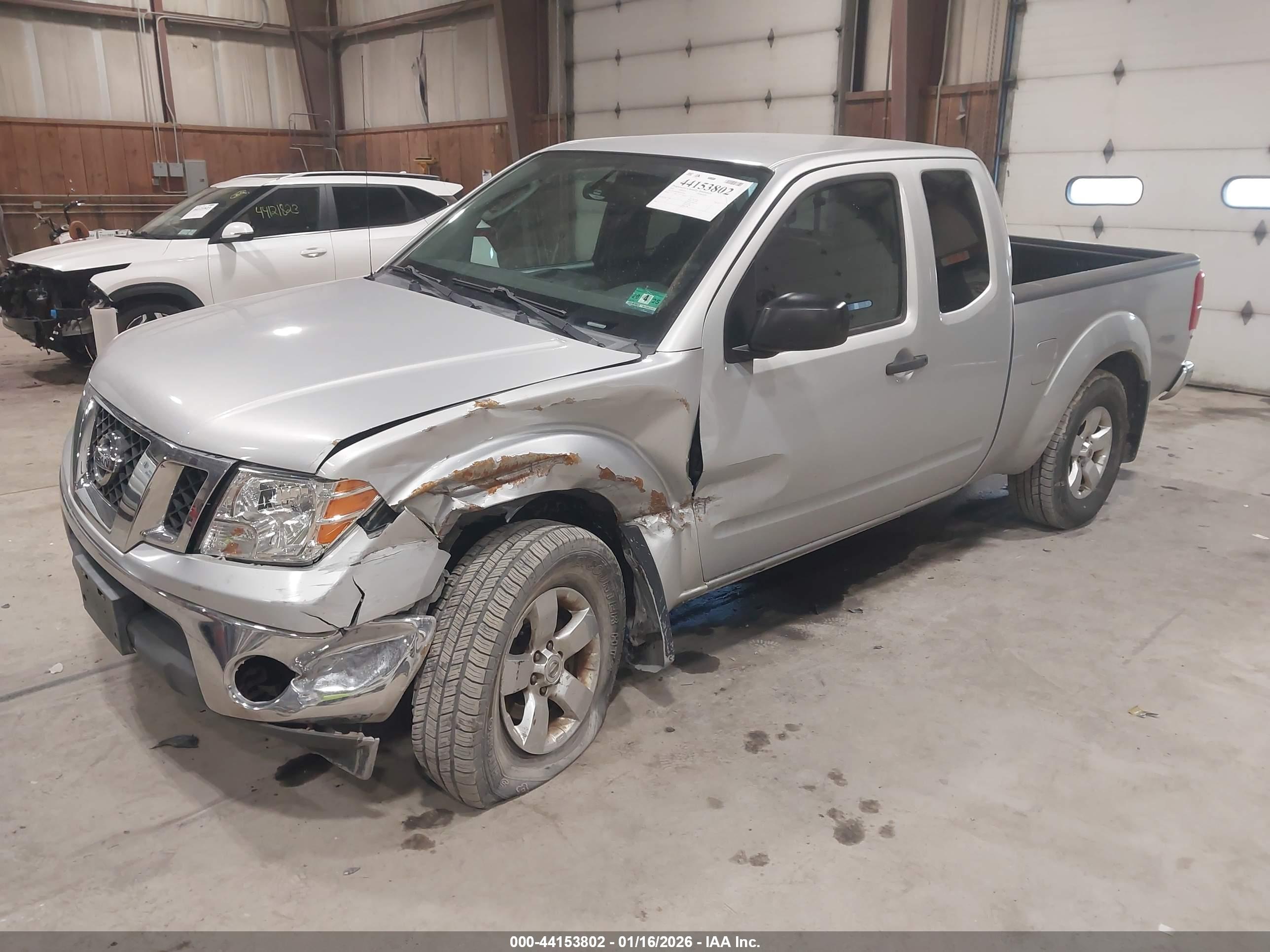 NISSAN FRONTIER image 2