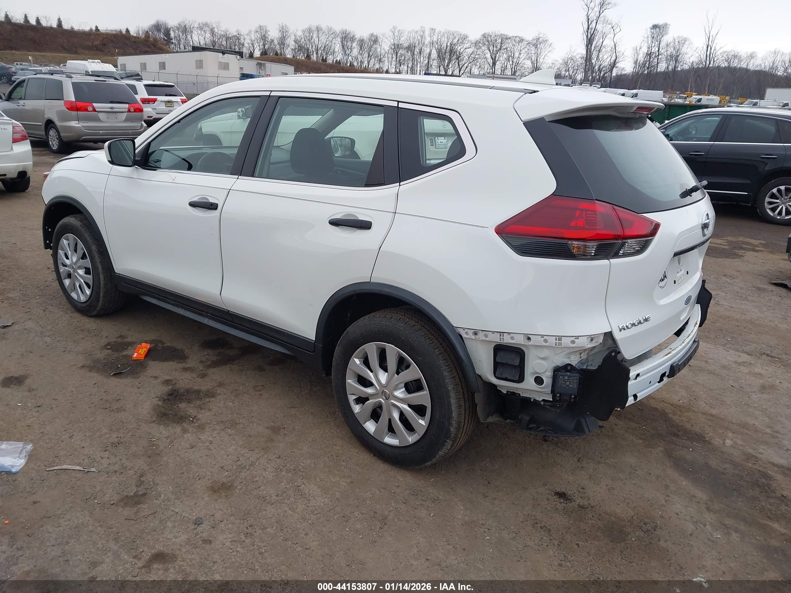NISSAN ROGUE image 3
