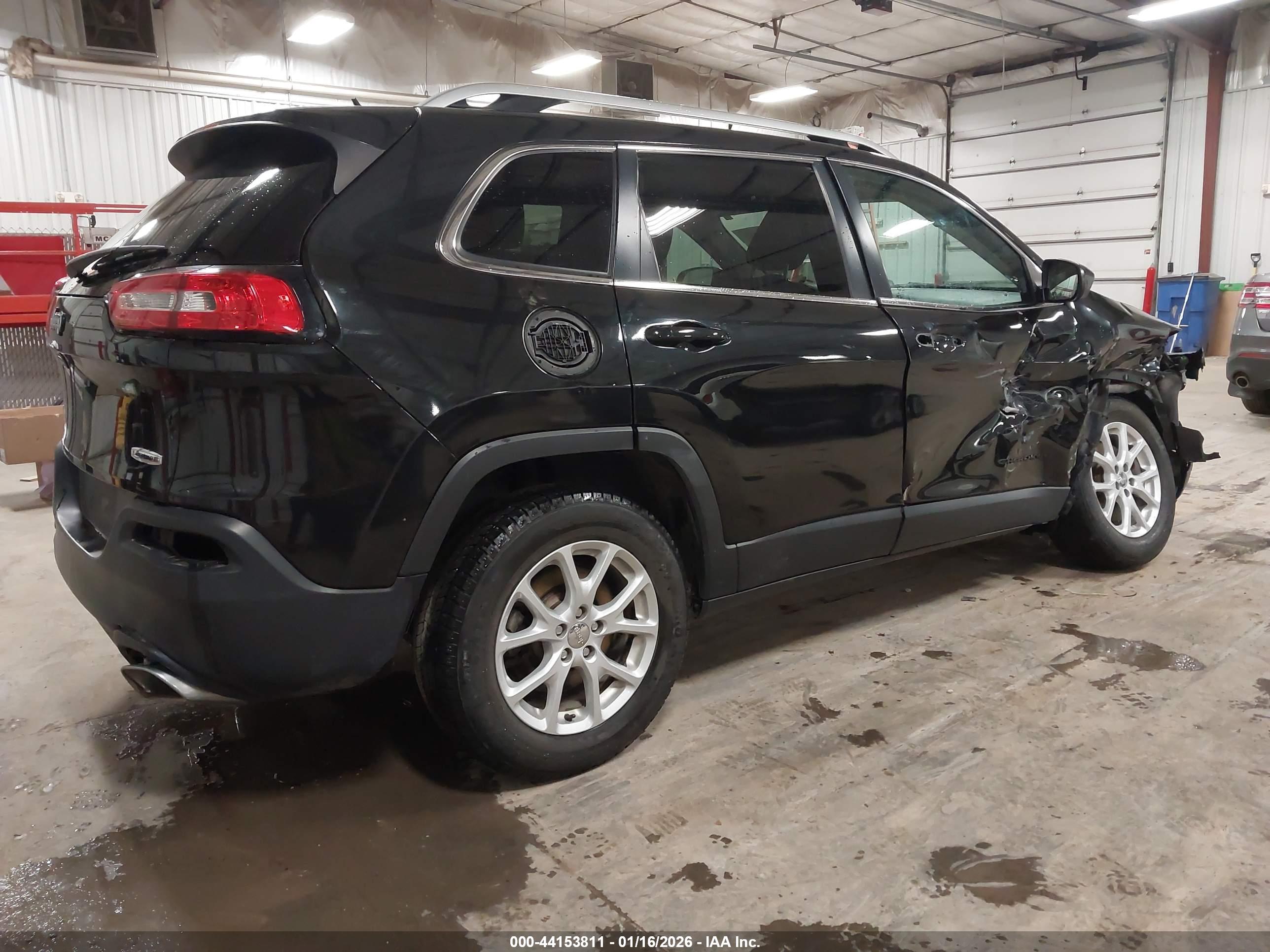 JEEP CHEROKEE image 4