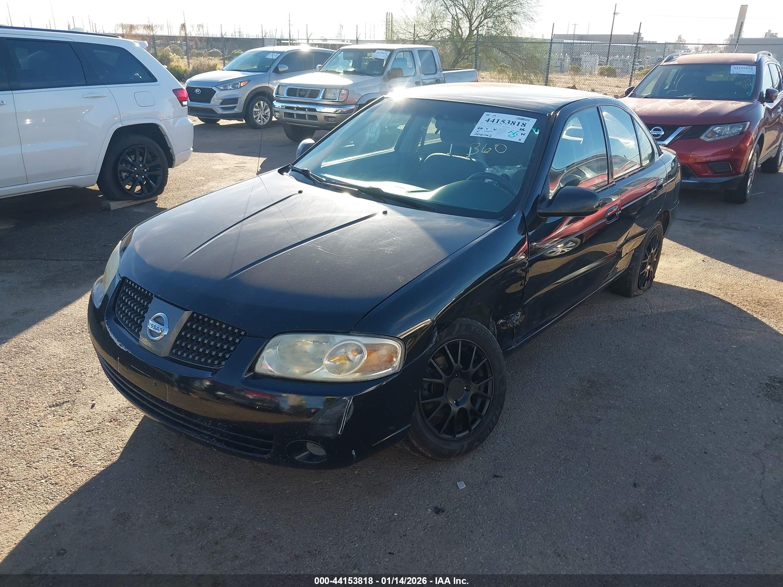 NISSAN SENTRA image 2