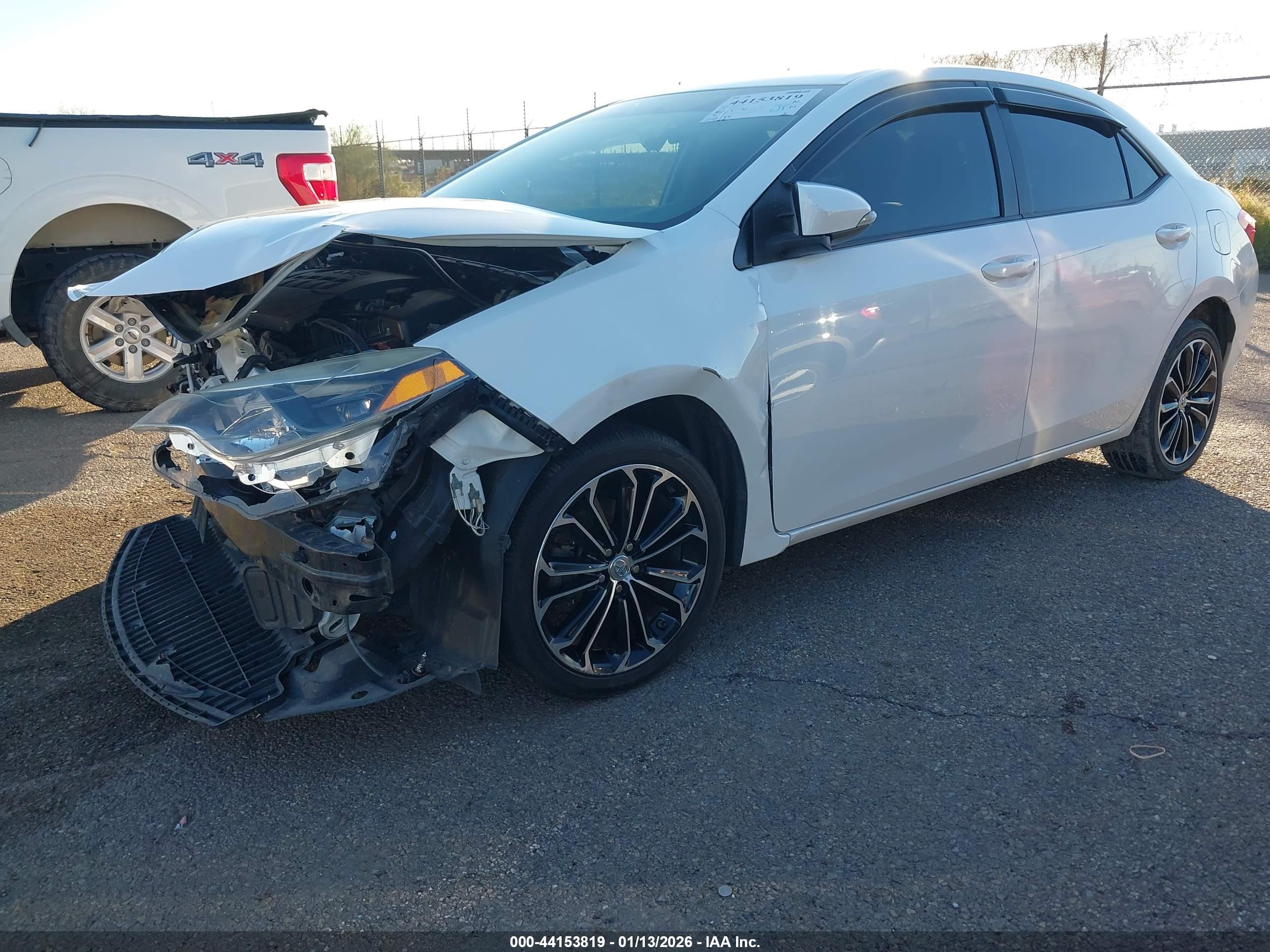 TOYOTA COROLLA image 2