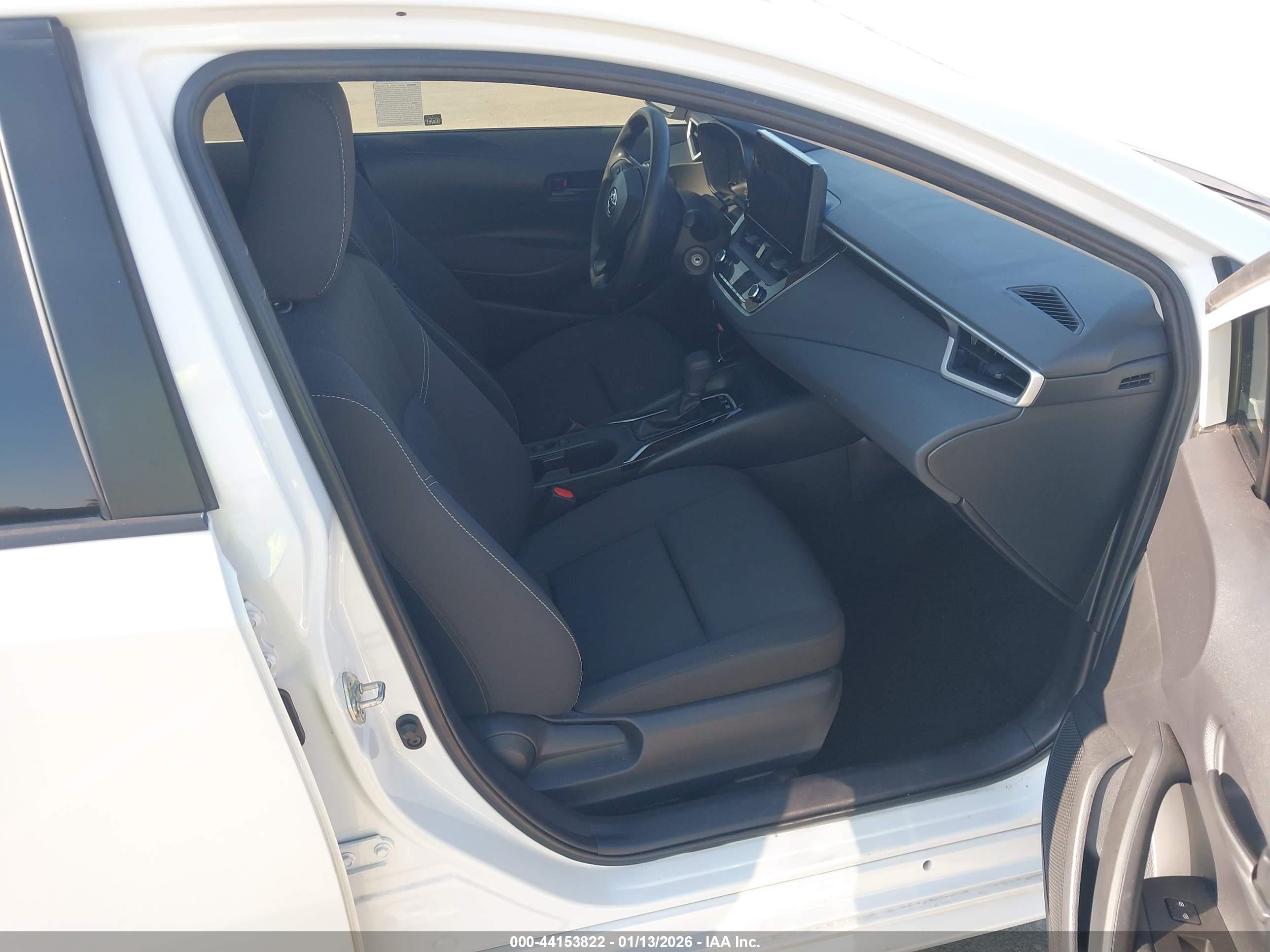 TOYOTA COROLLA image 5