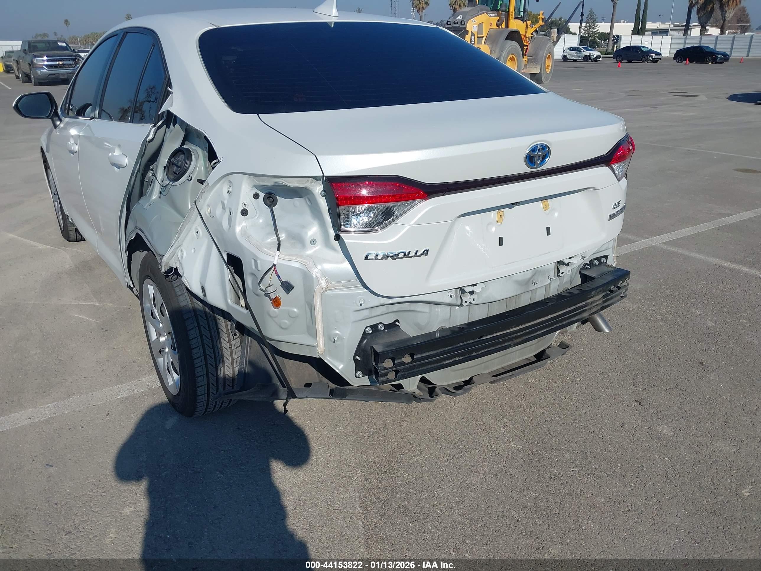 TOYOTA COROLLA image 6