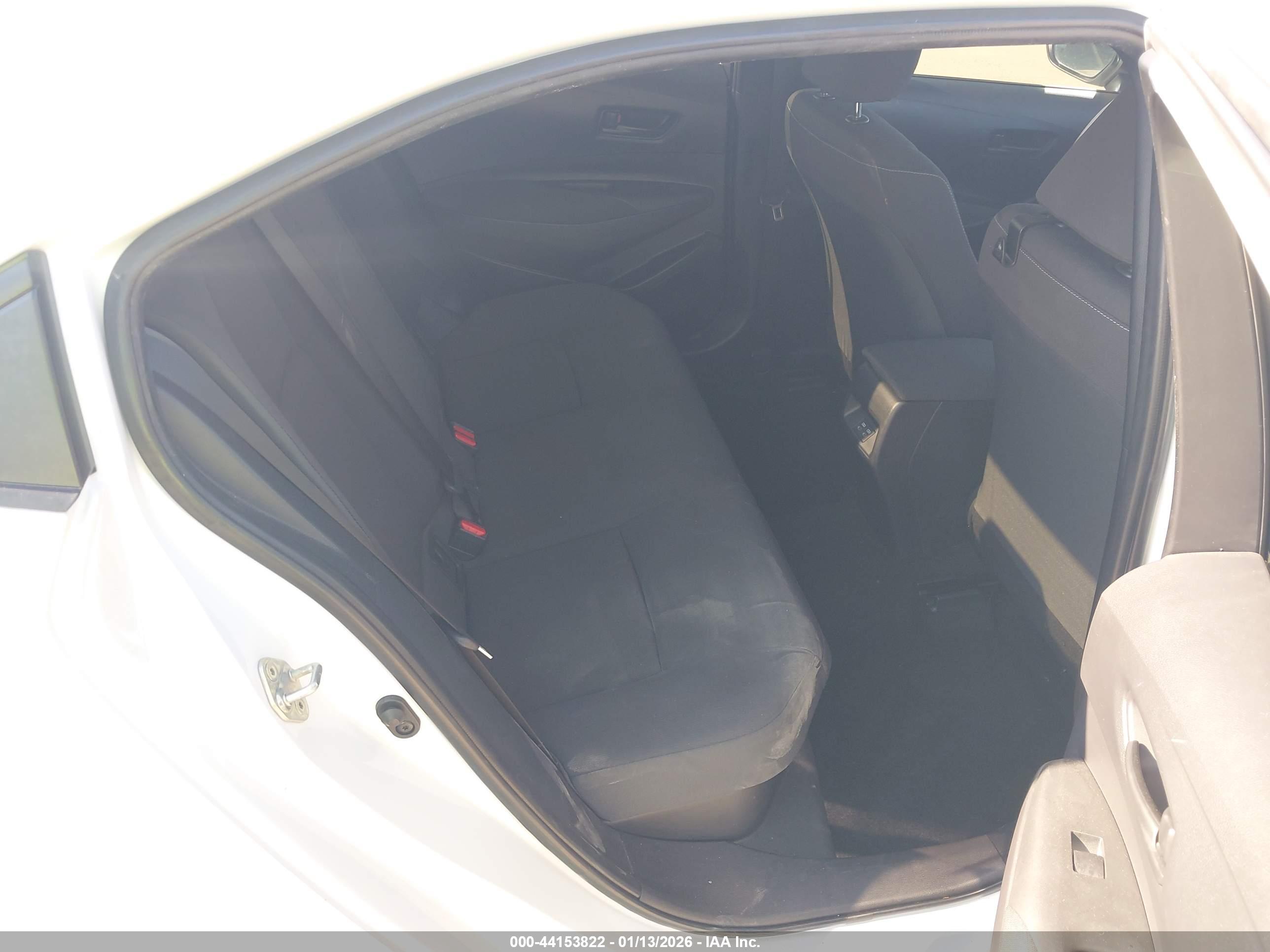 TOYOTA COROLLA image 8