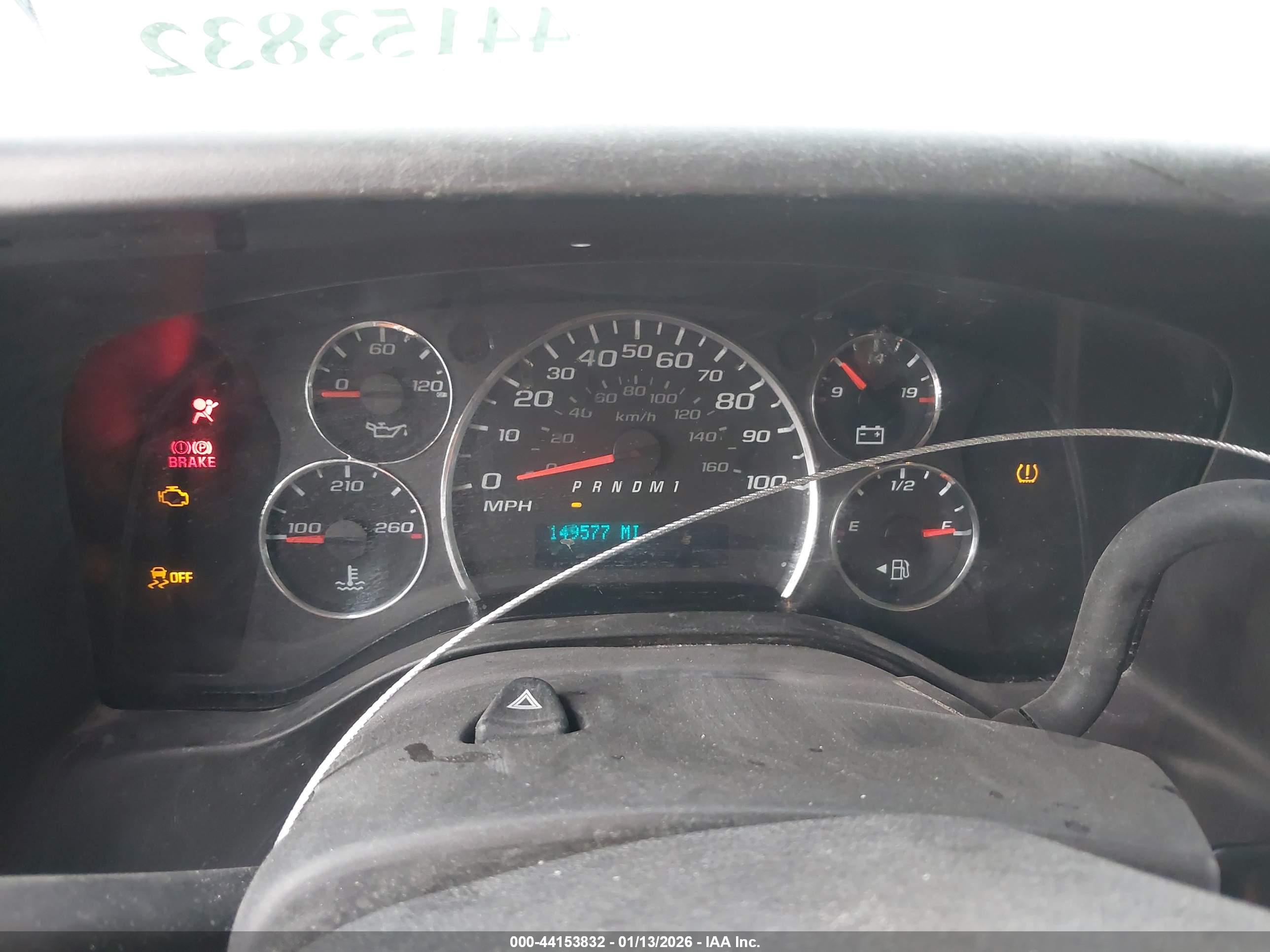 CHEVROLET EXPRESS image 7