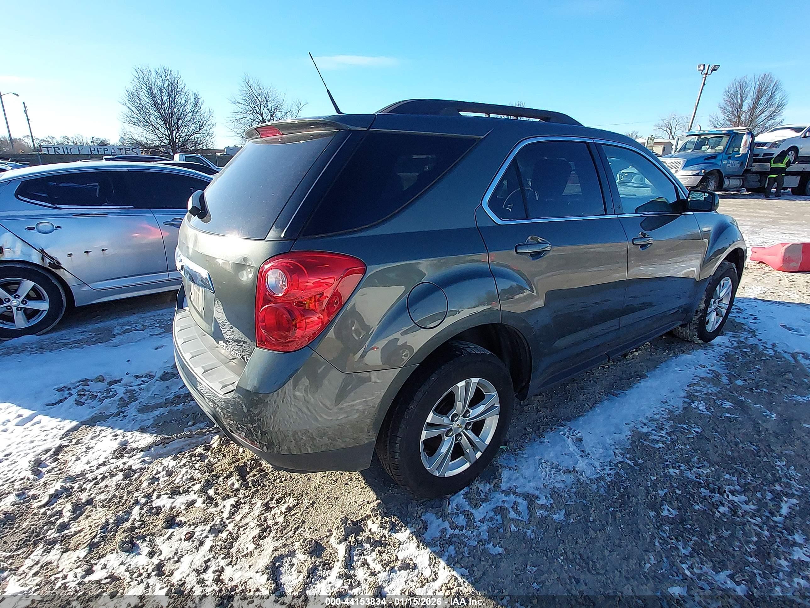 CHEVROLET EQUINOX image 4