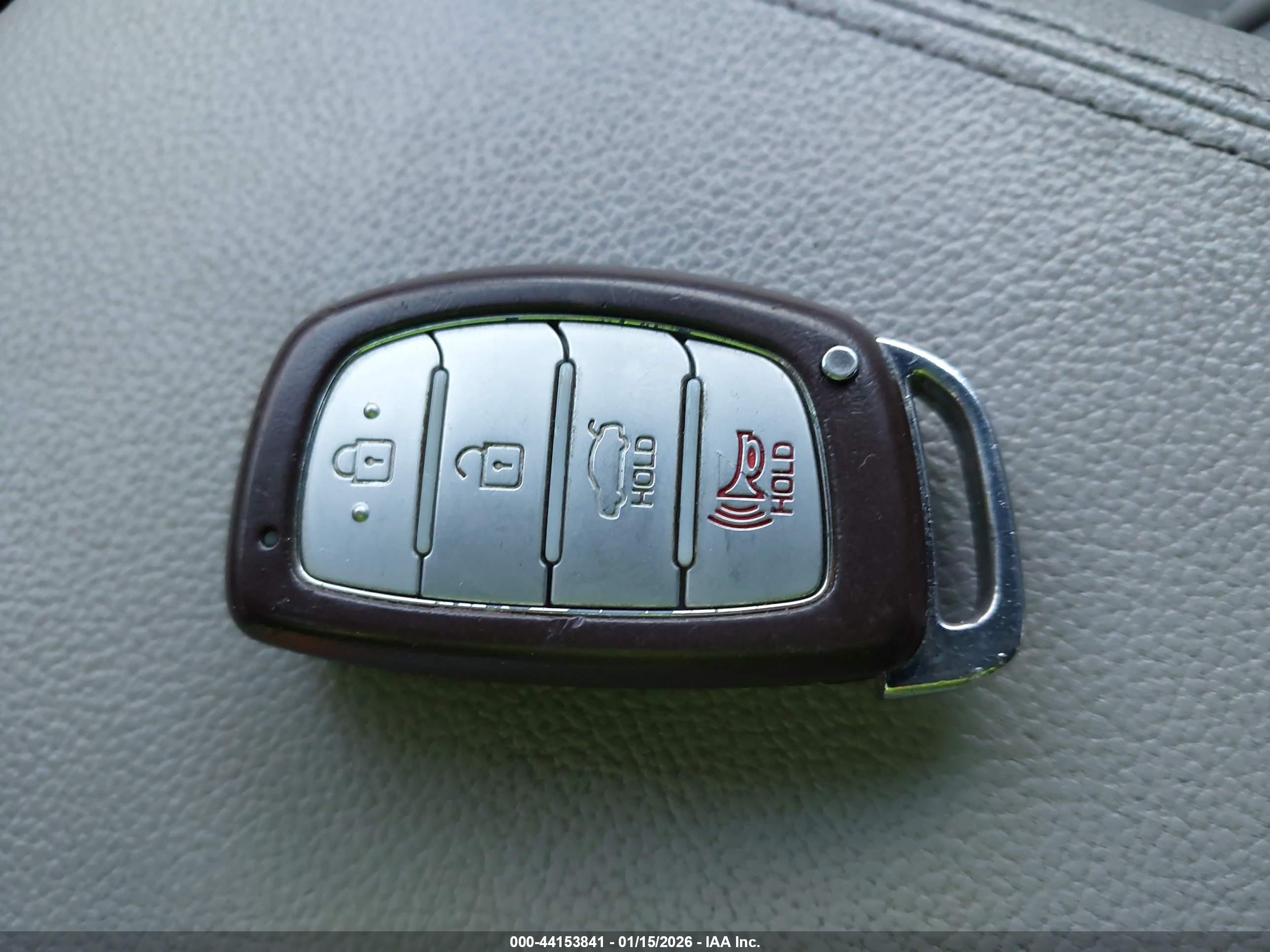 HYUNDAI SONATA image 11