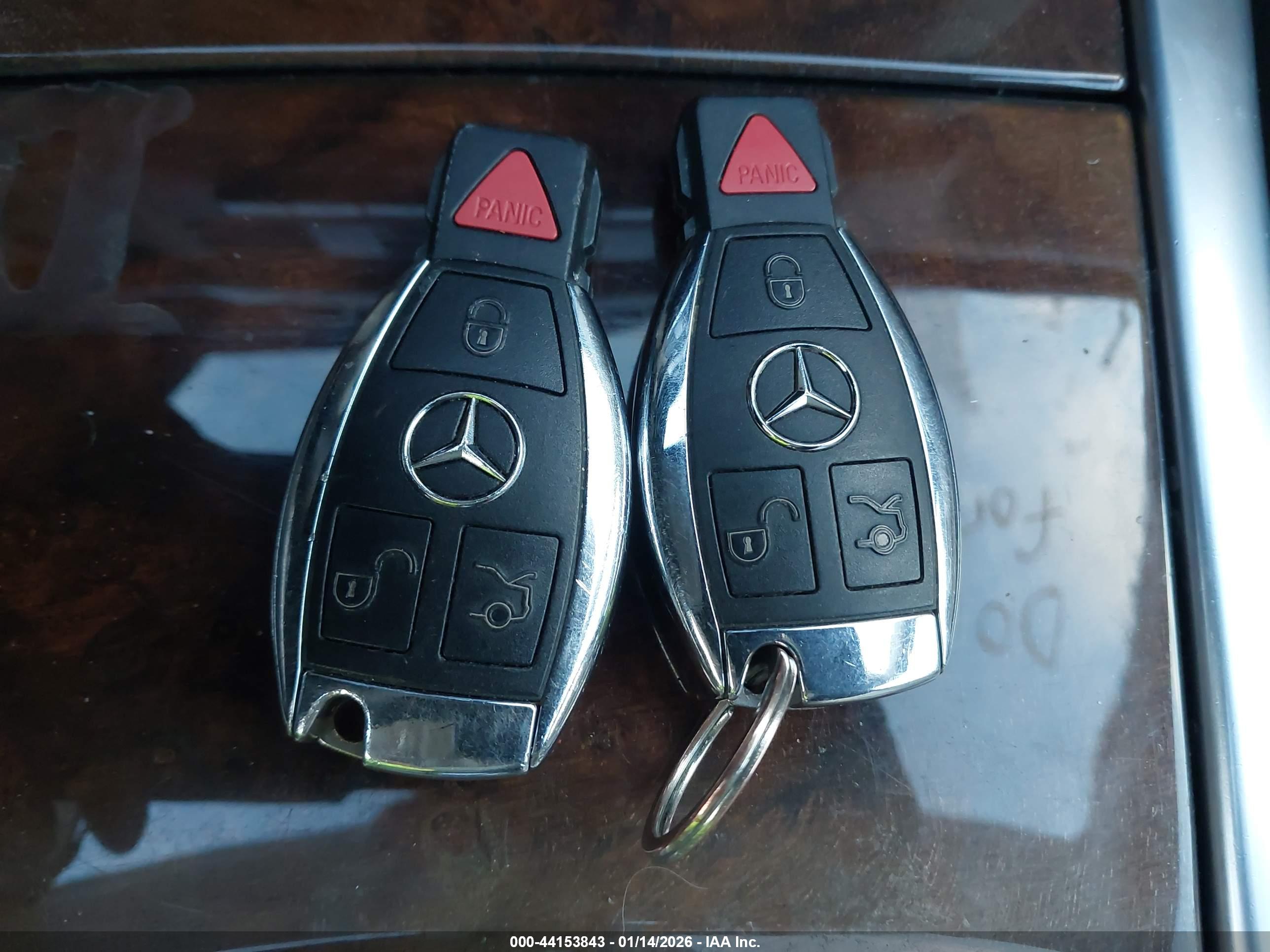 MERCEDES-BENZ E image 11