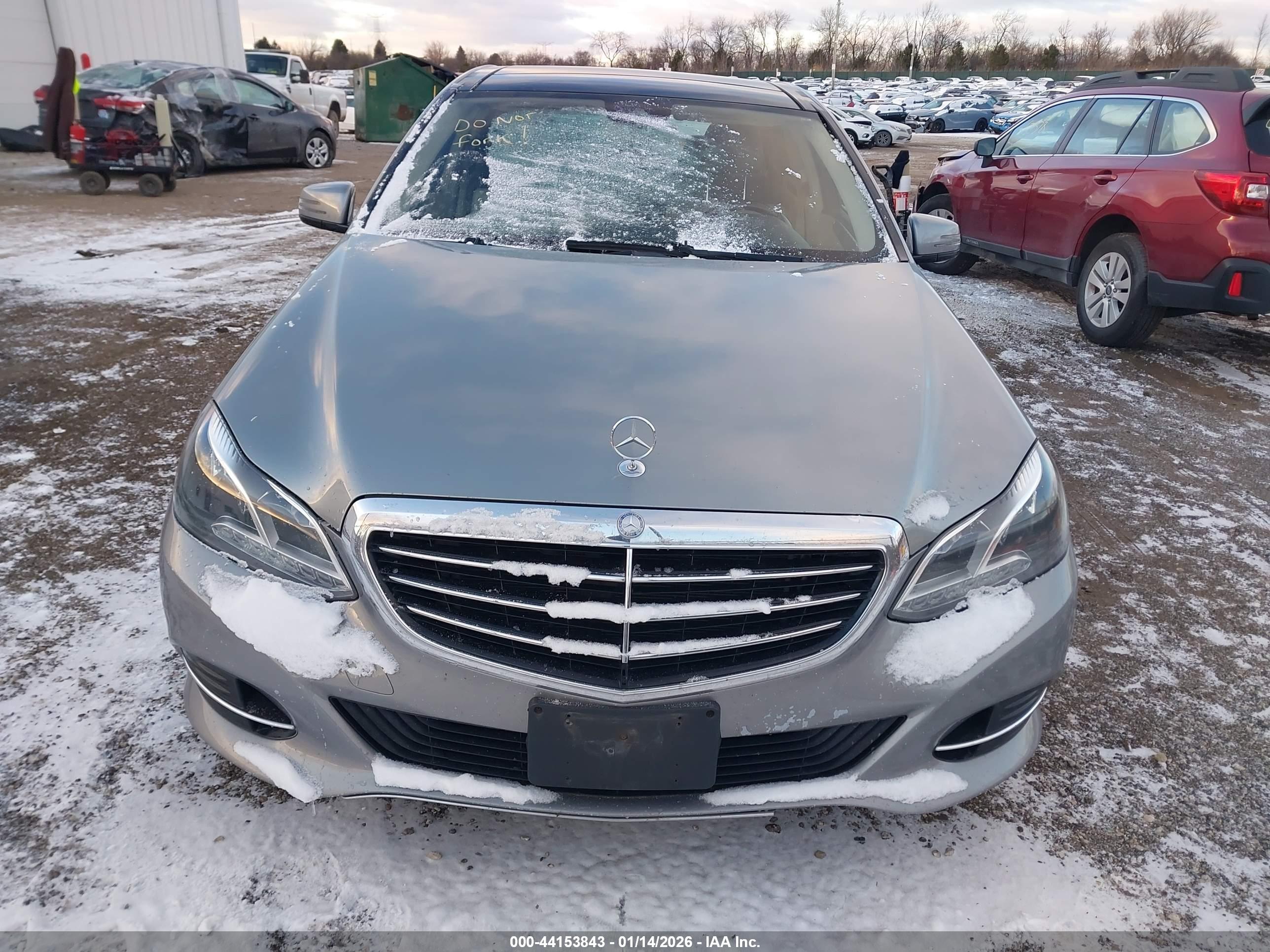 MERCEDES-BENZ E image 6