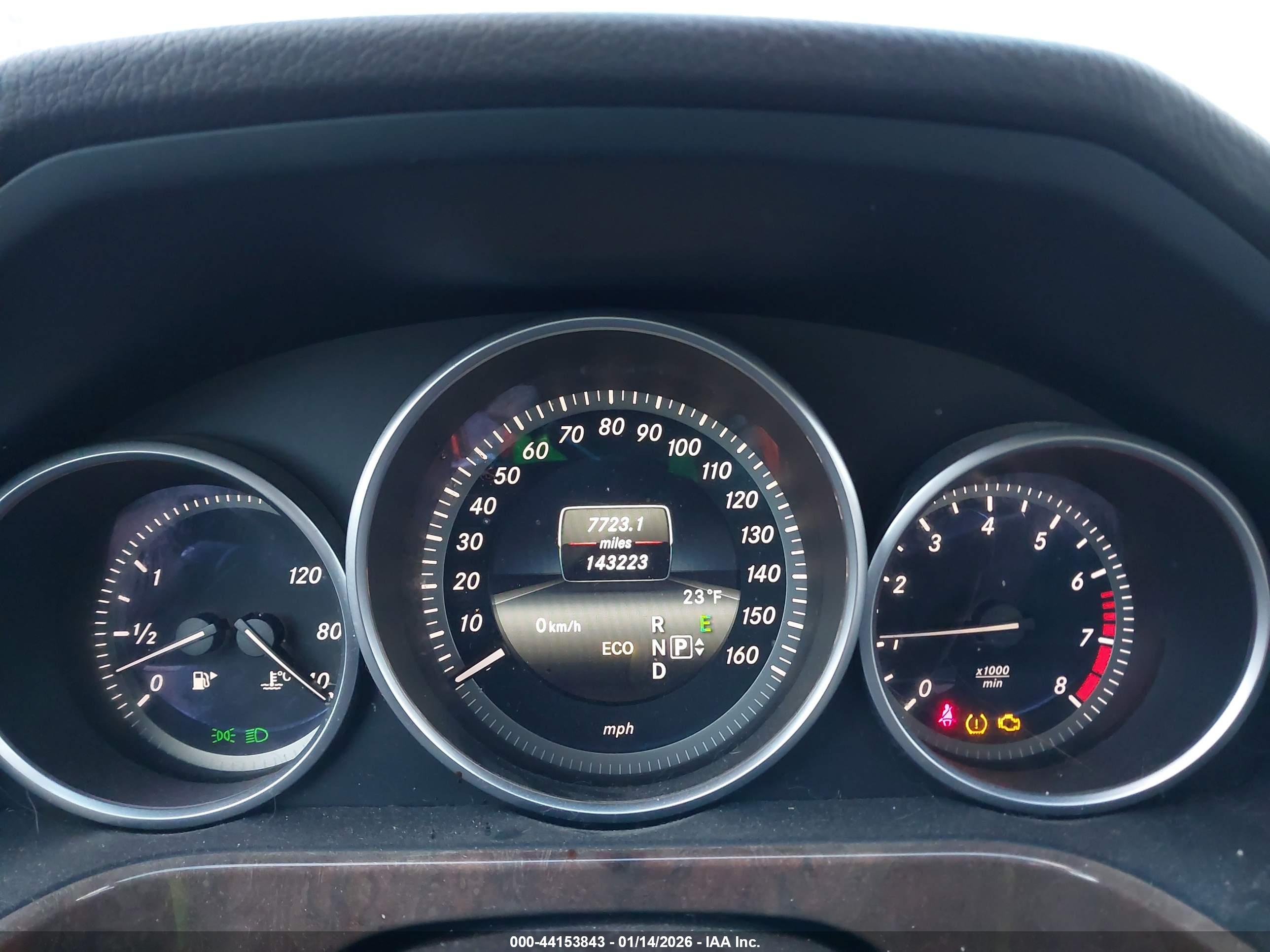 MERCEDES-BENZ E image 7
