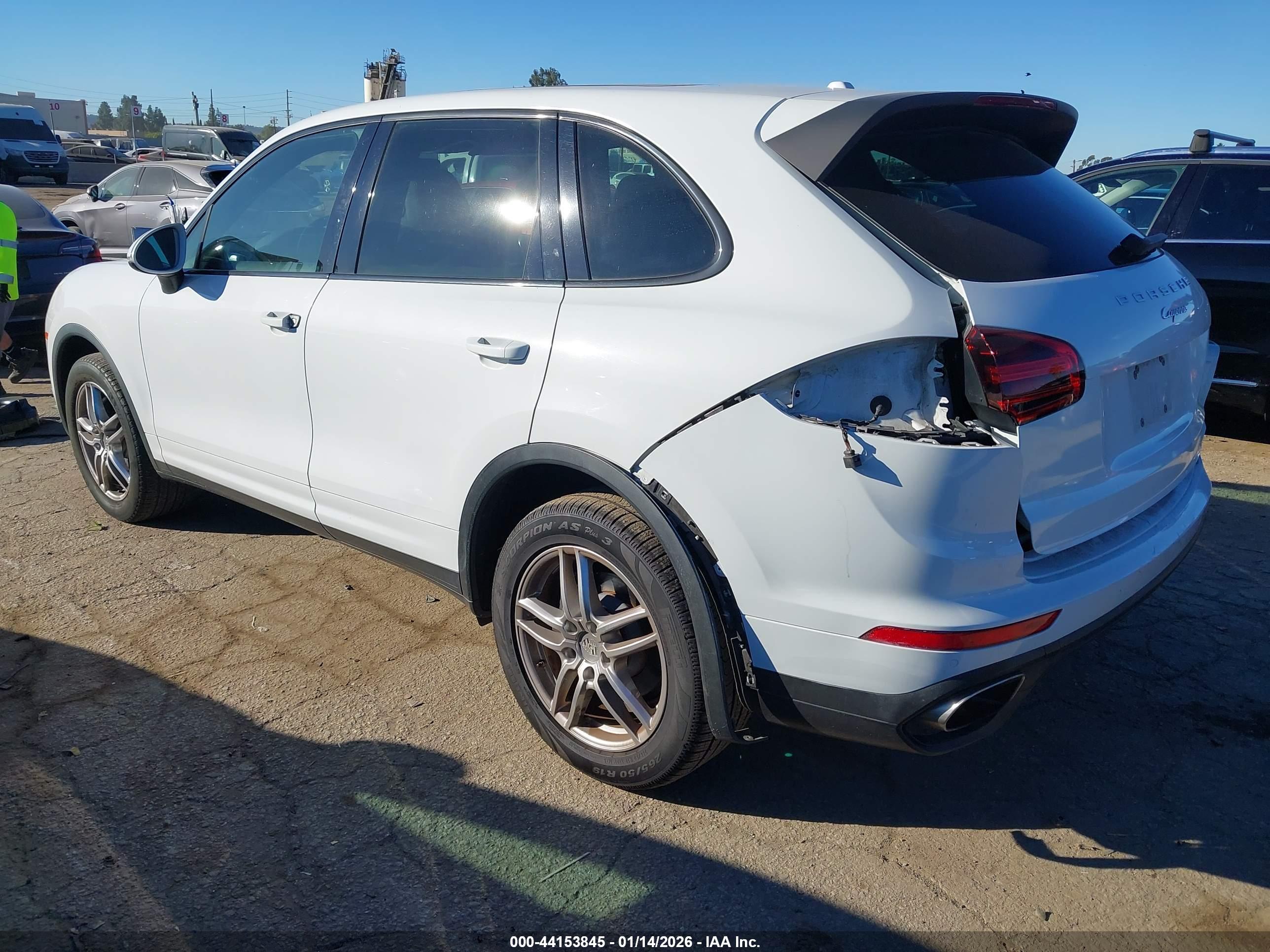 PORSCHE CAYENNE image 3