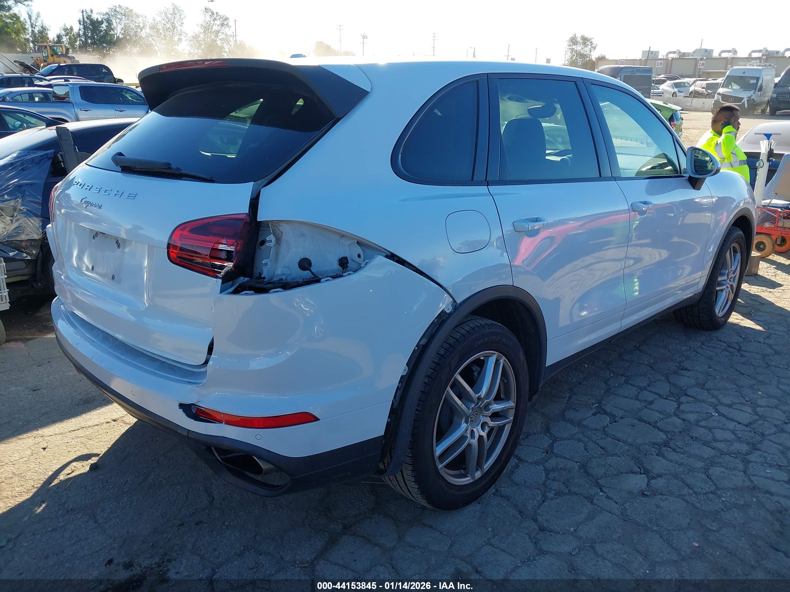 PORSCHE CAYENNE image 4